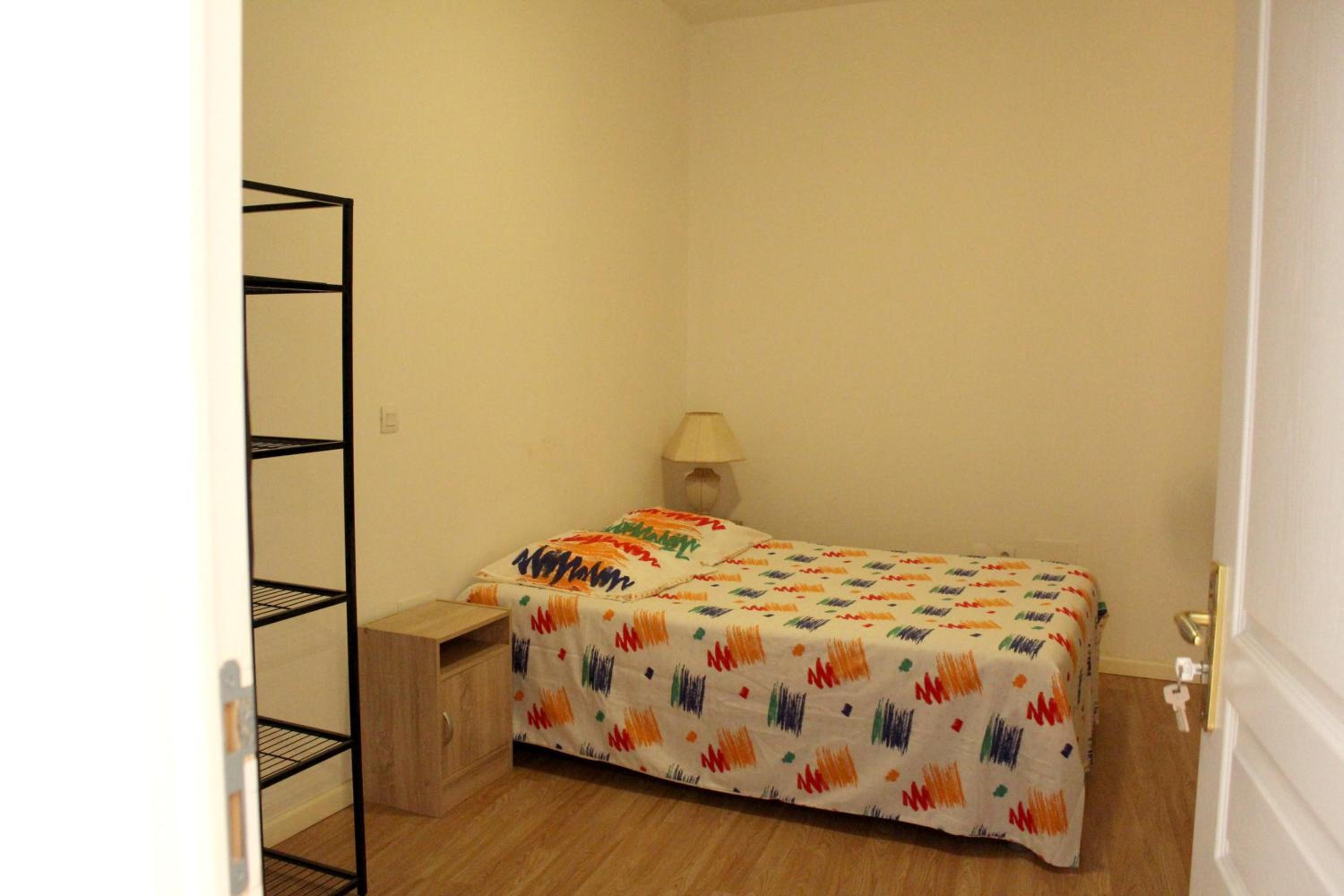 Spacious apartment in Mindelo, mountain view, 164 m²