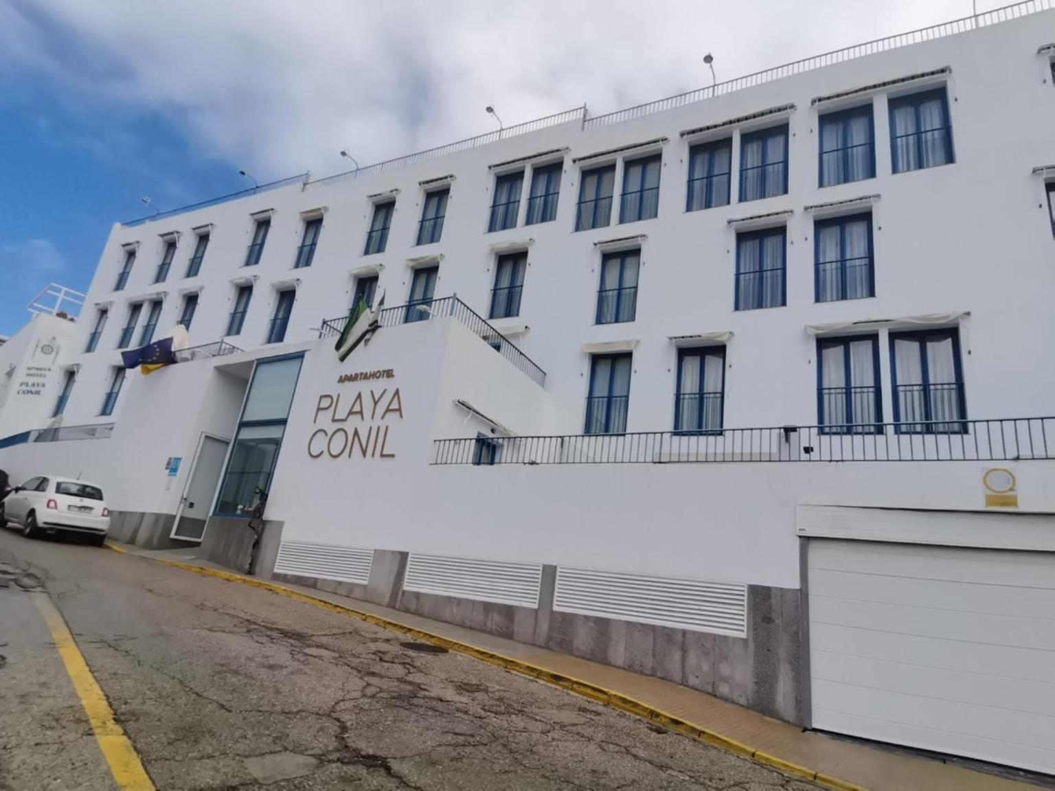 Apartahotel Rompeolas