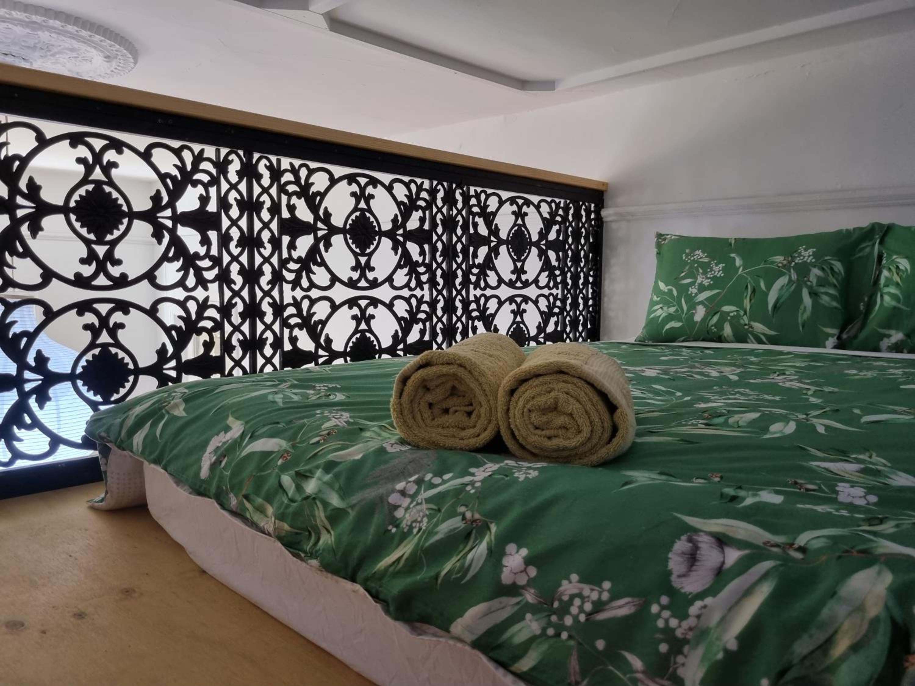 The Atrium - Classic Villa with up to 6 Bedrooms