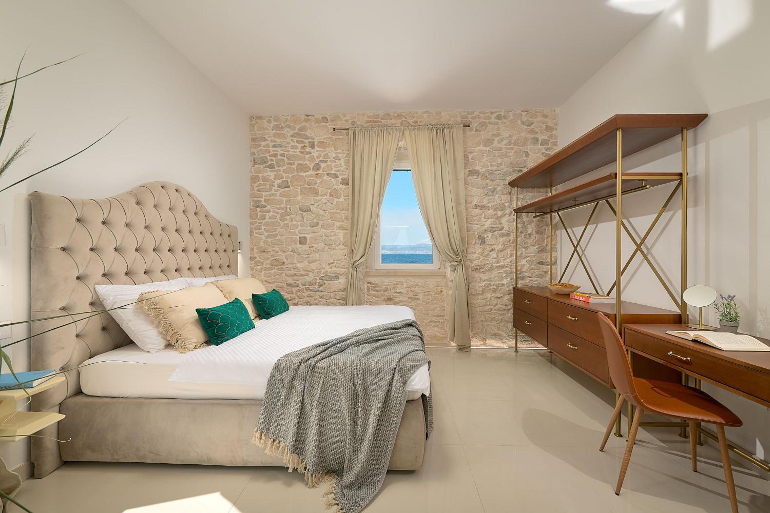 Seafront North House view 4
