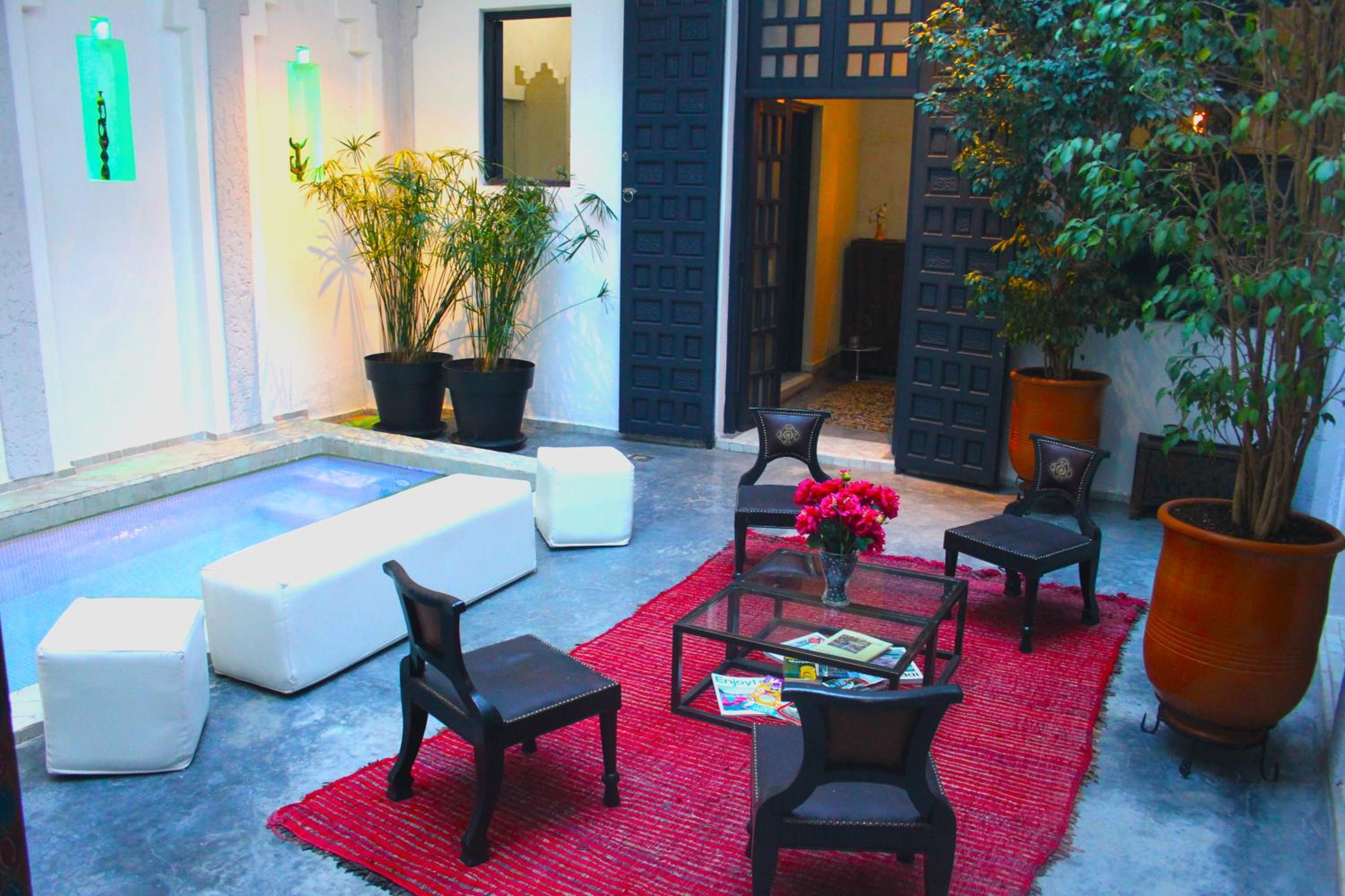 lounge