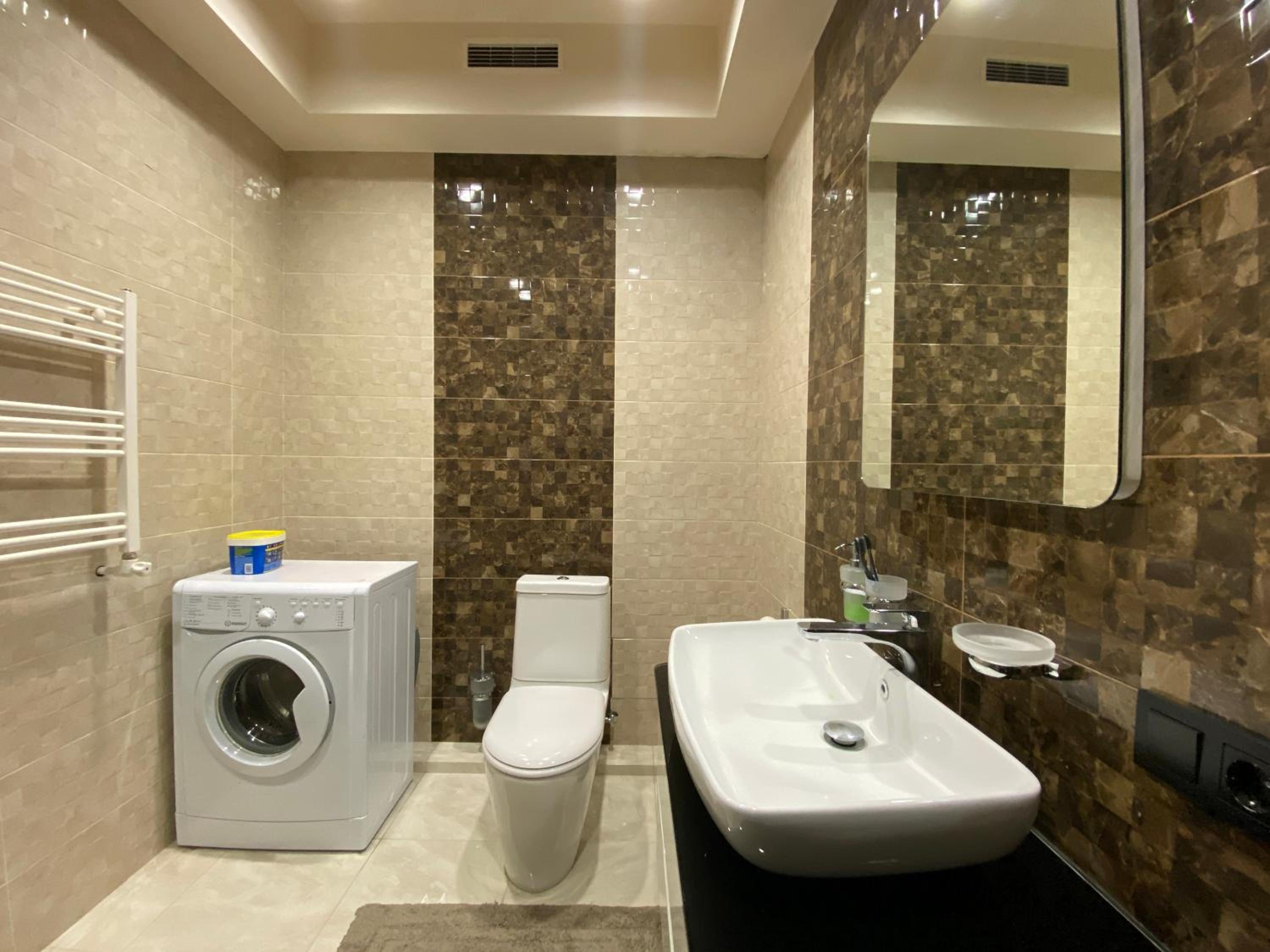 Northern Avenue, 4 bedrooms Grand & Luxe apartment T8