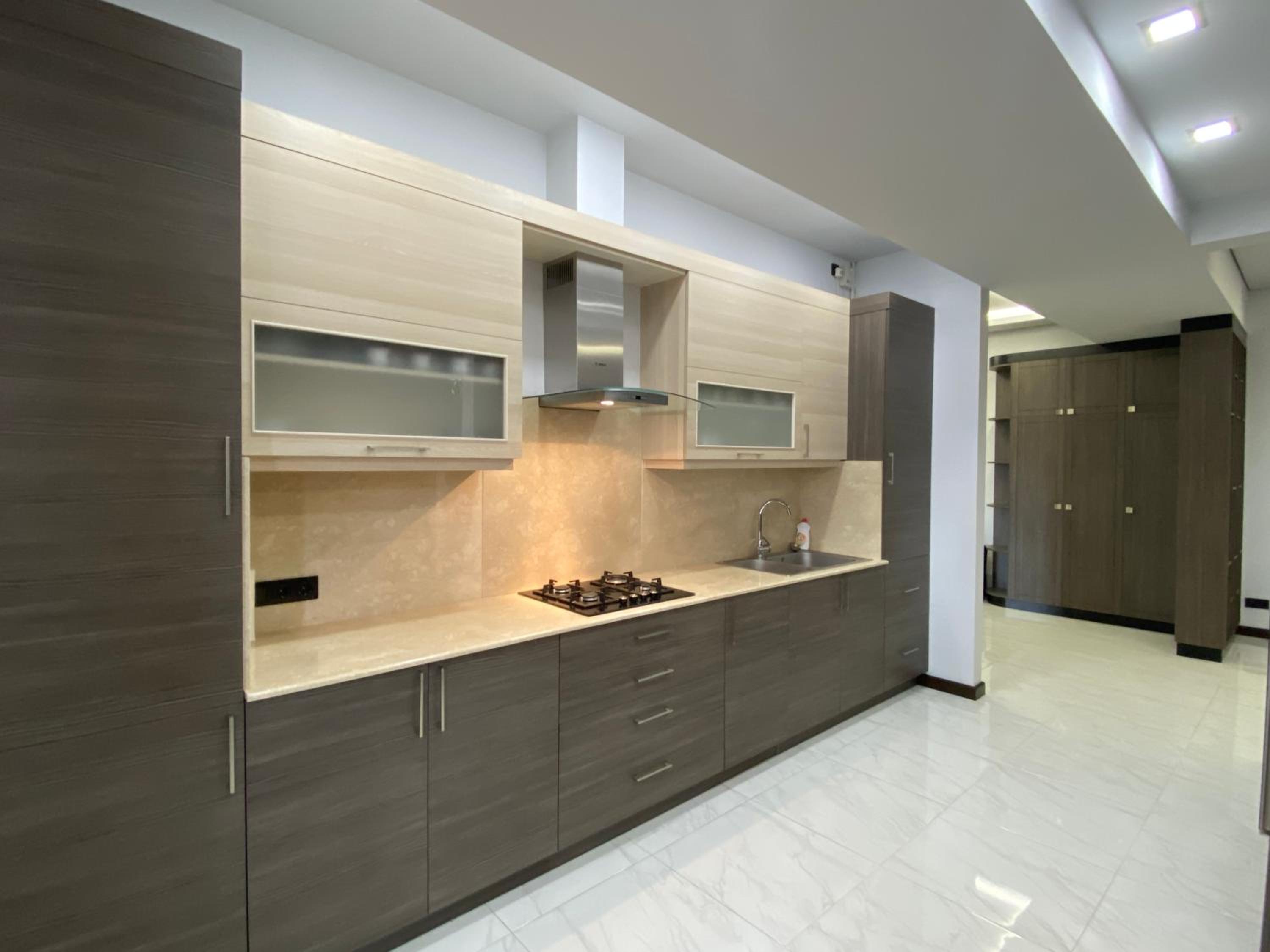 Northern Avenue, 4 bedrooms Grand & Luxe apartment T8