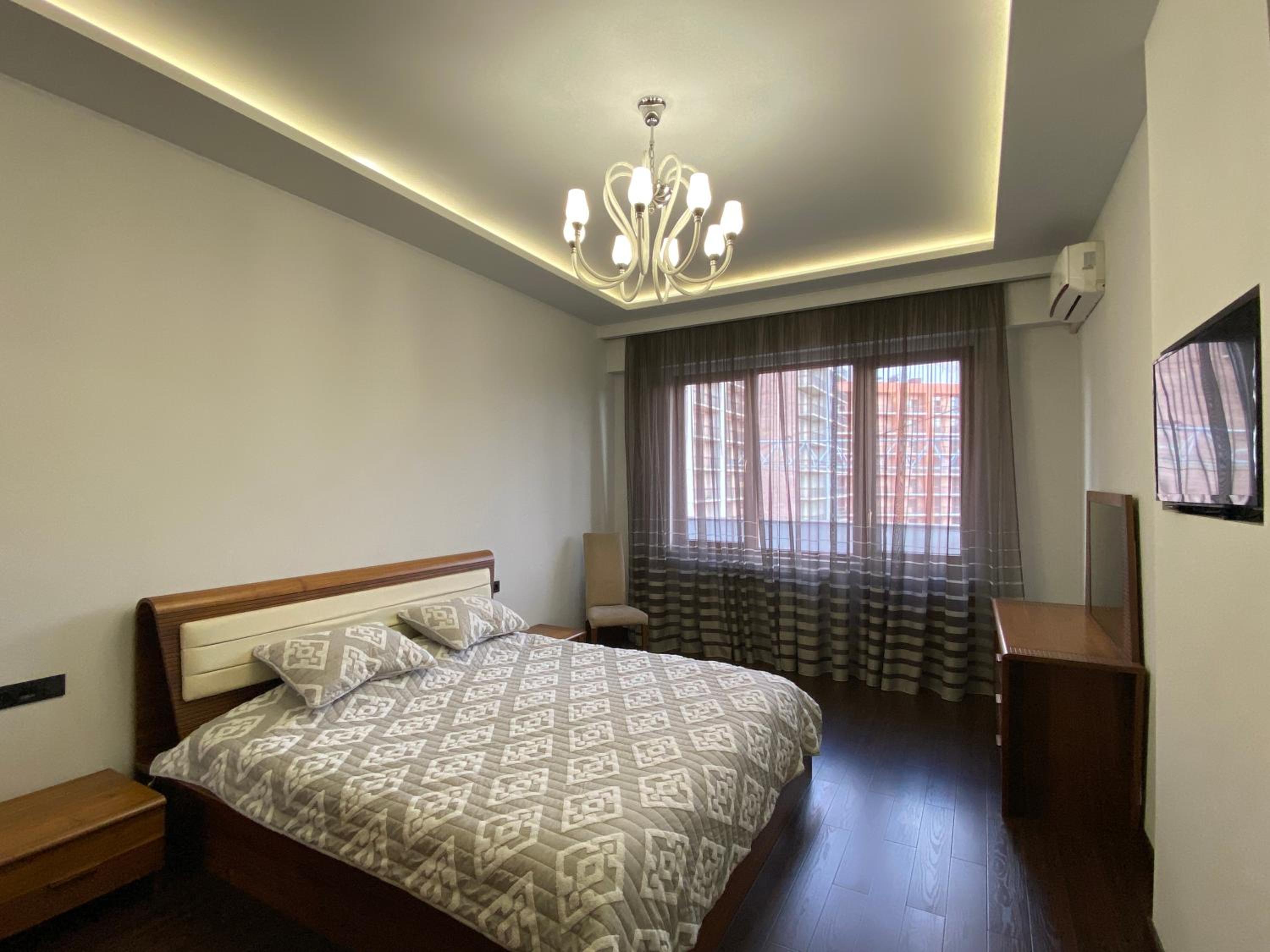 Northern Avenue, 4 bedrooms Grand & Luxe apartment T8