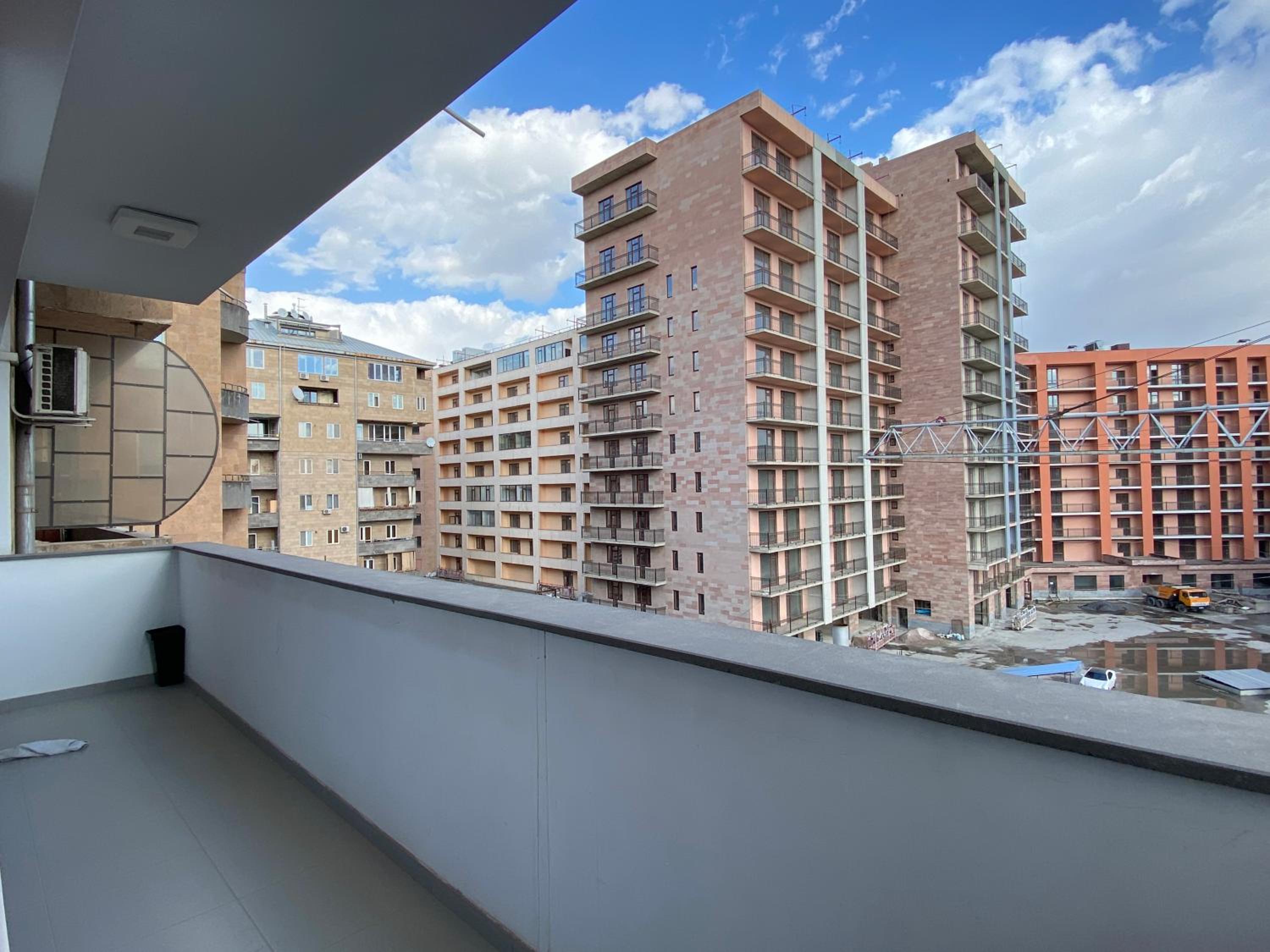 Northern Avenue, 4 bedrooms Grand & Luxe apartment T8