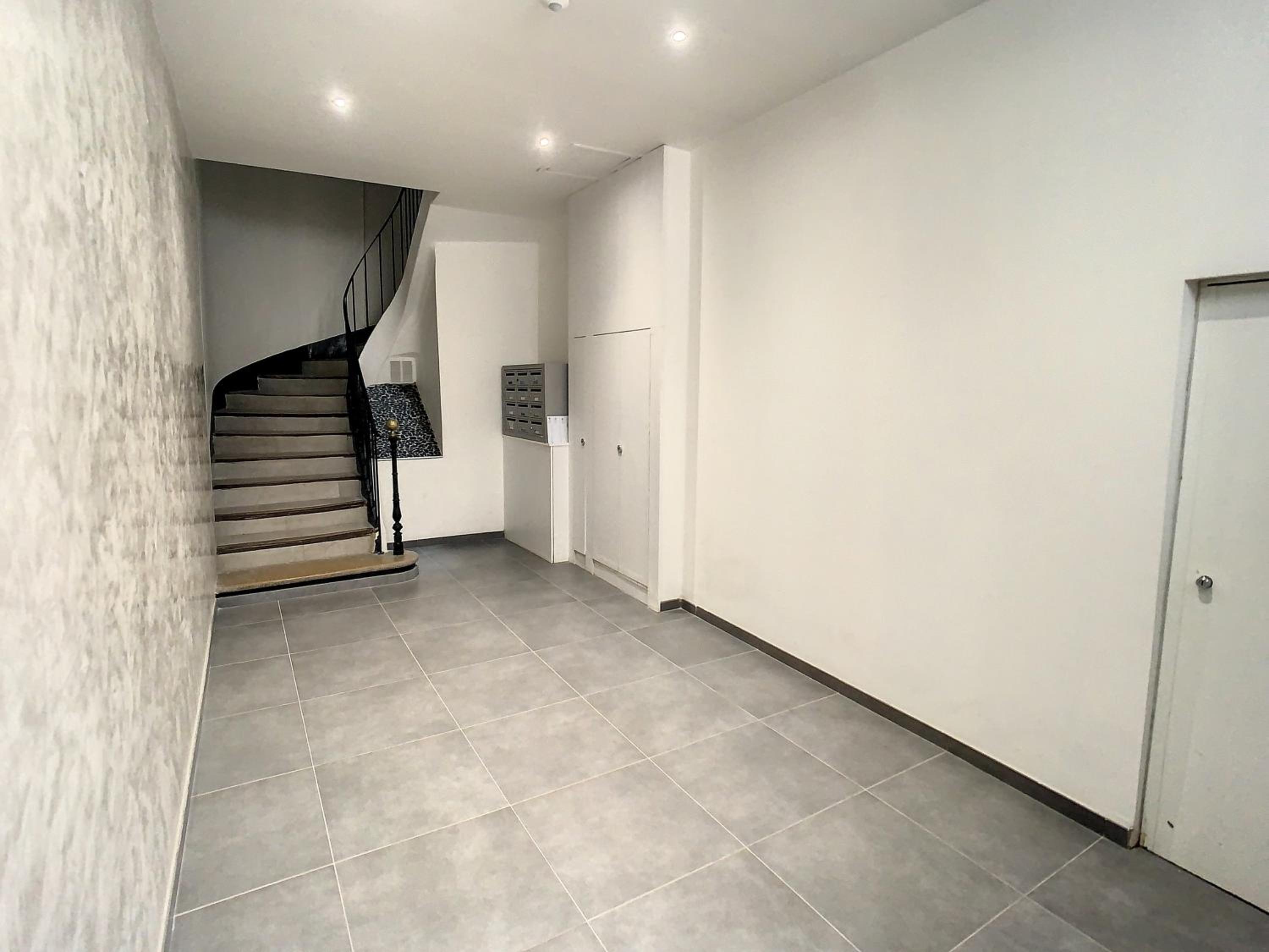2 bedroom Majestic, 1 min to the Croisette 357 photo 4