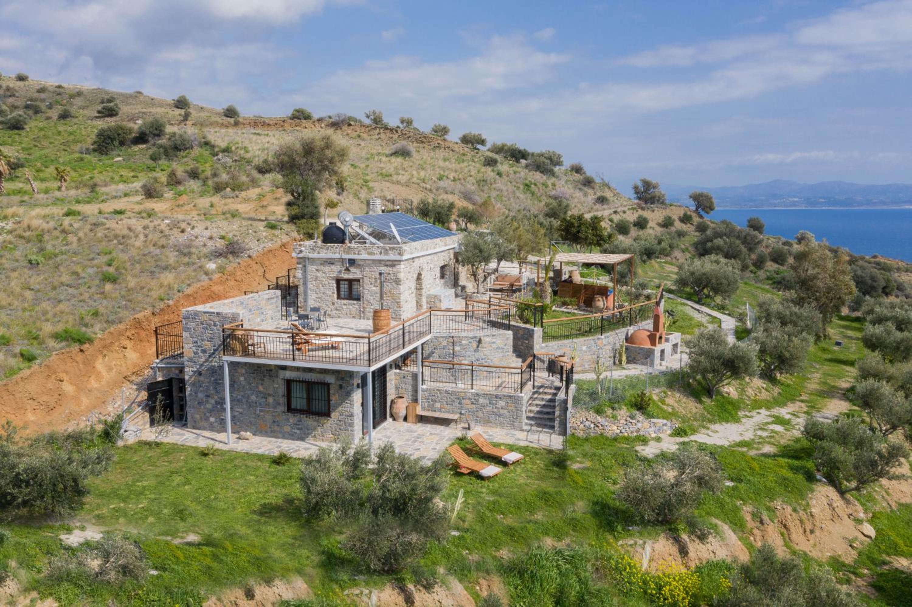 Lotzetta Suites by Estia view 5
