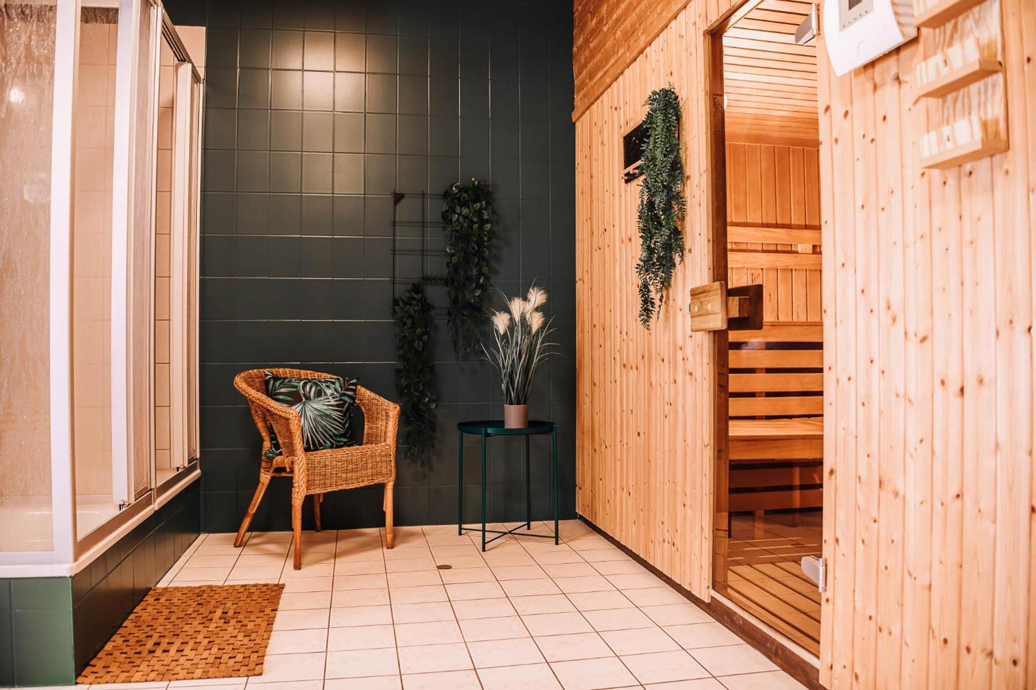 XXL Ferienhaus Goldberger See - Sauna - 16 Personen