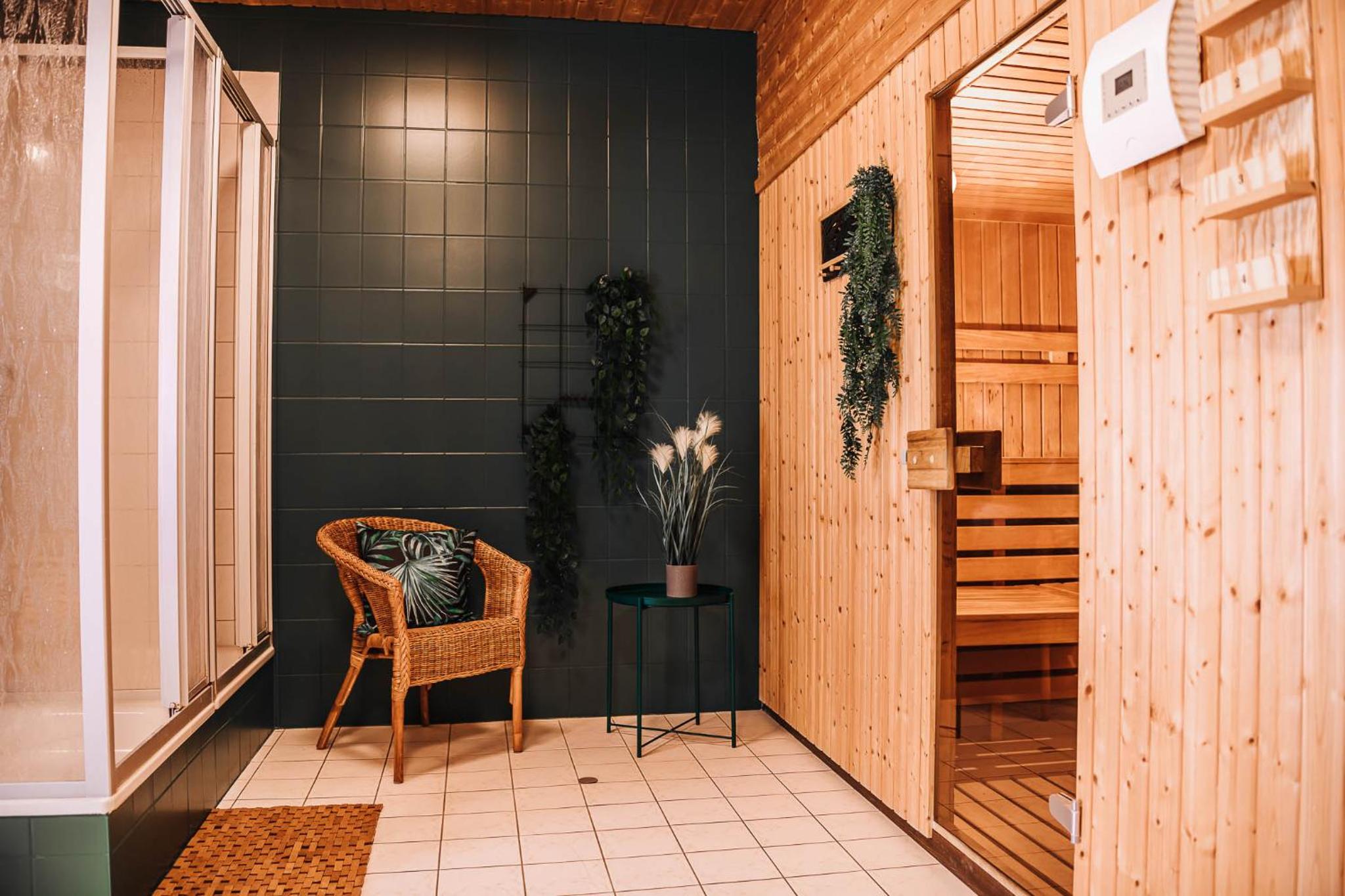 XXL Ferienhaus Goldberger See - Sauna - 16 Personen