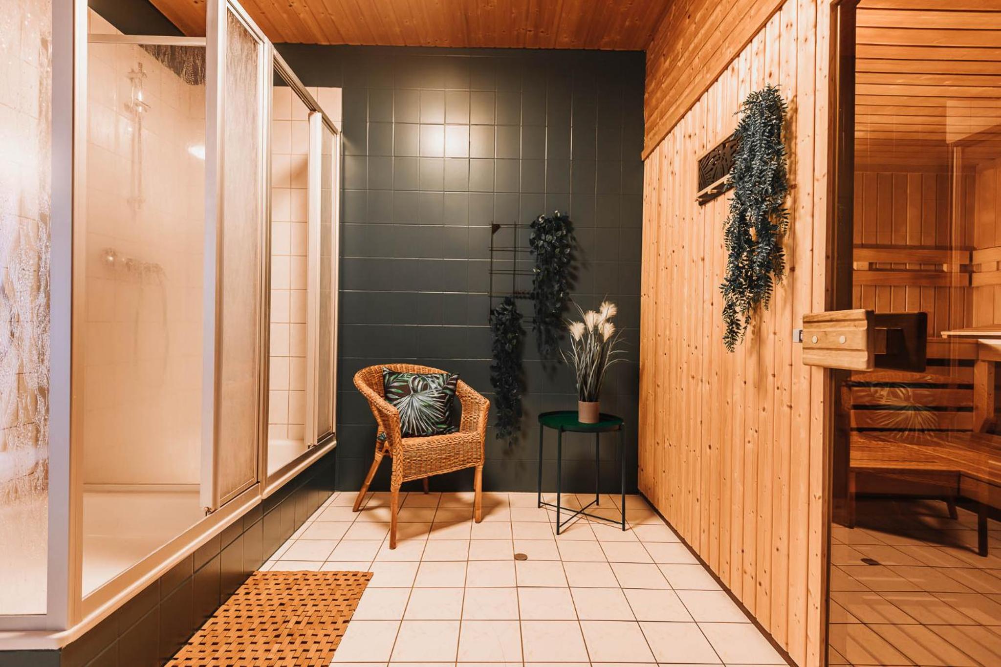 XXL Ferienhaus Goldberger See - Sauna - 16 Personen