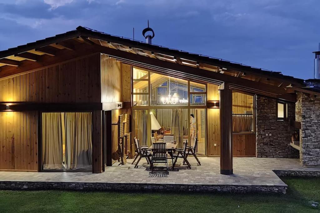 MAGNET - private chalet view 5