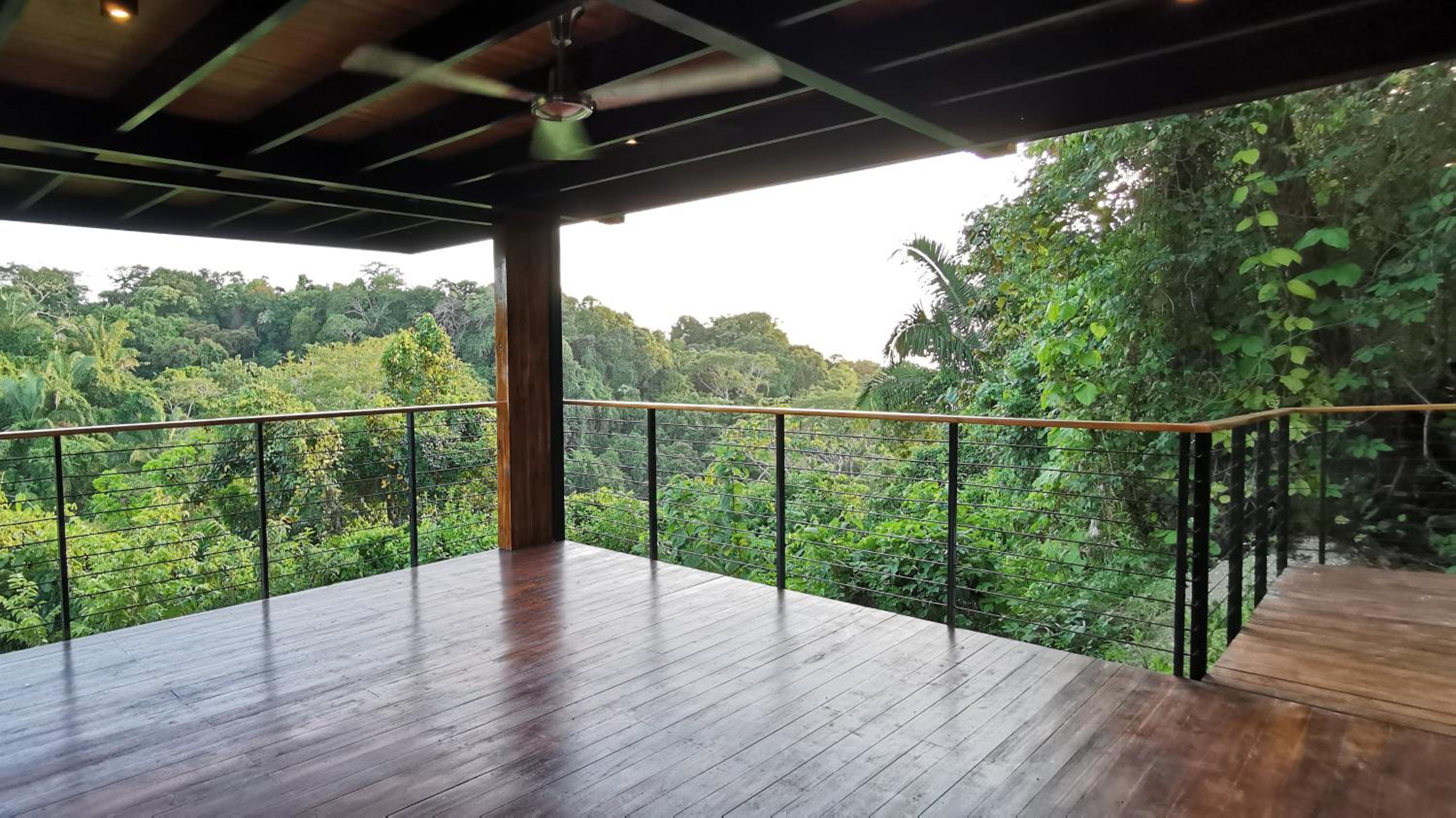 HBG Glamping community Yoga & Wellness space