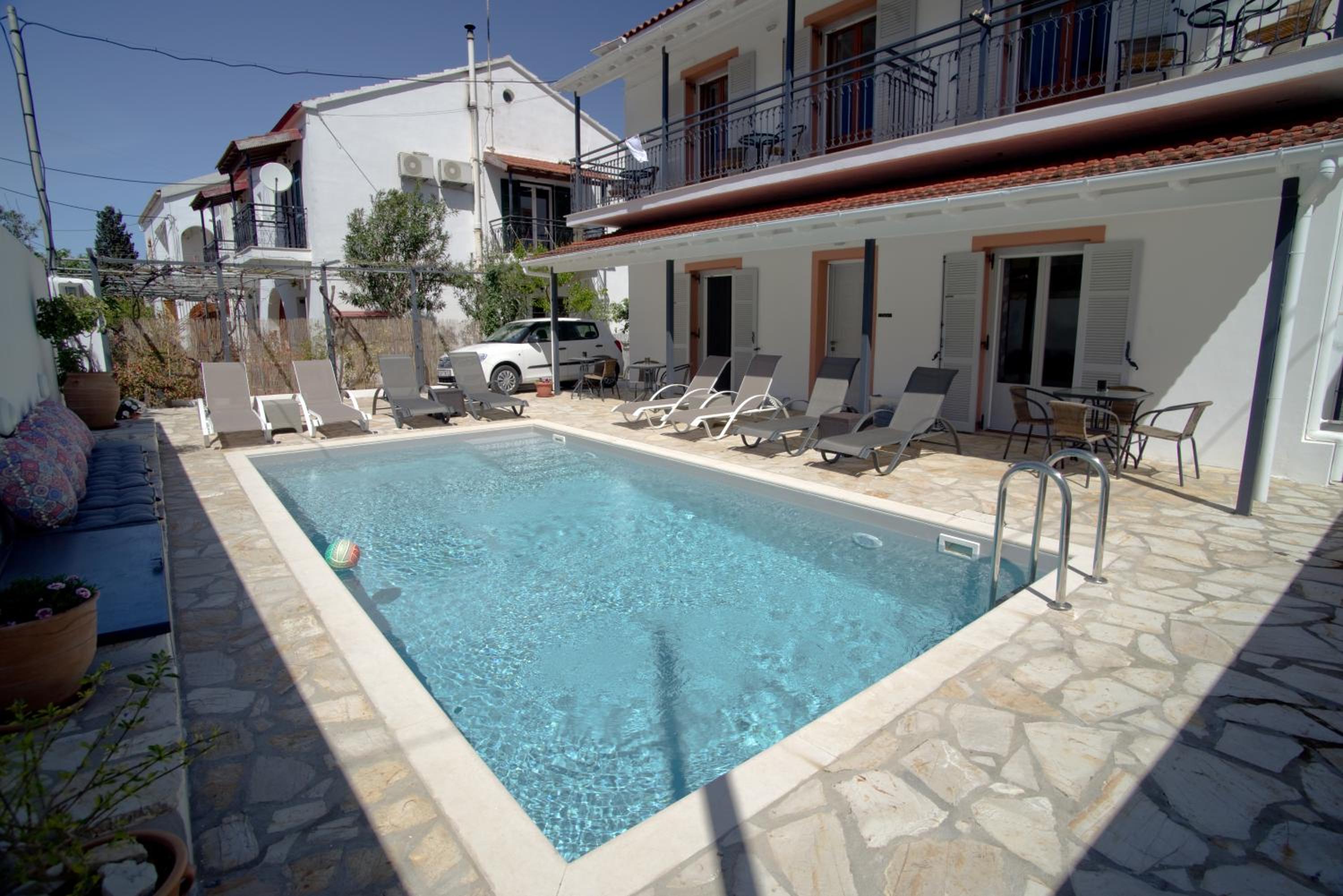 Nicola's Apartments view 5