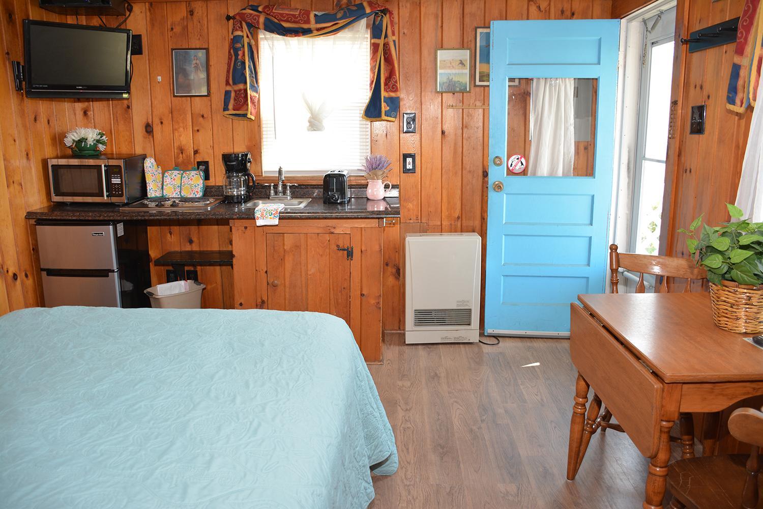 Little Miss Cottages