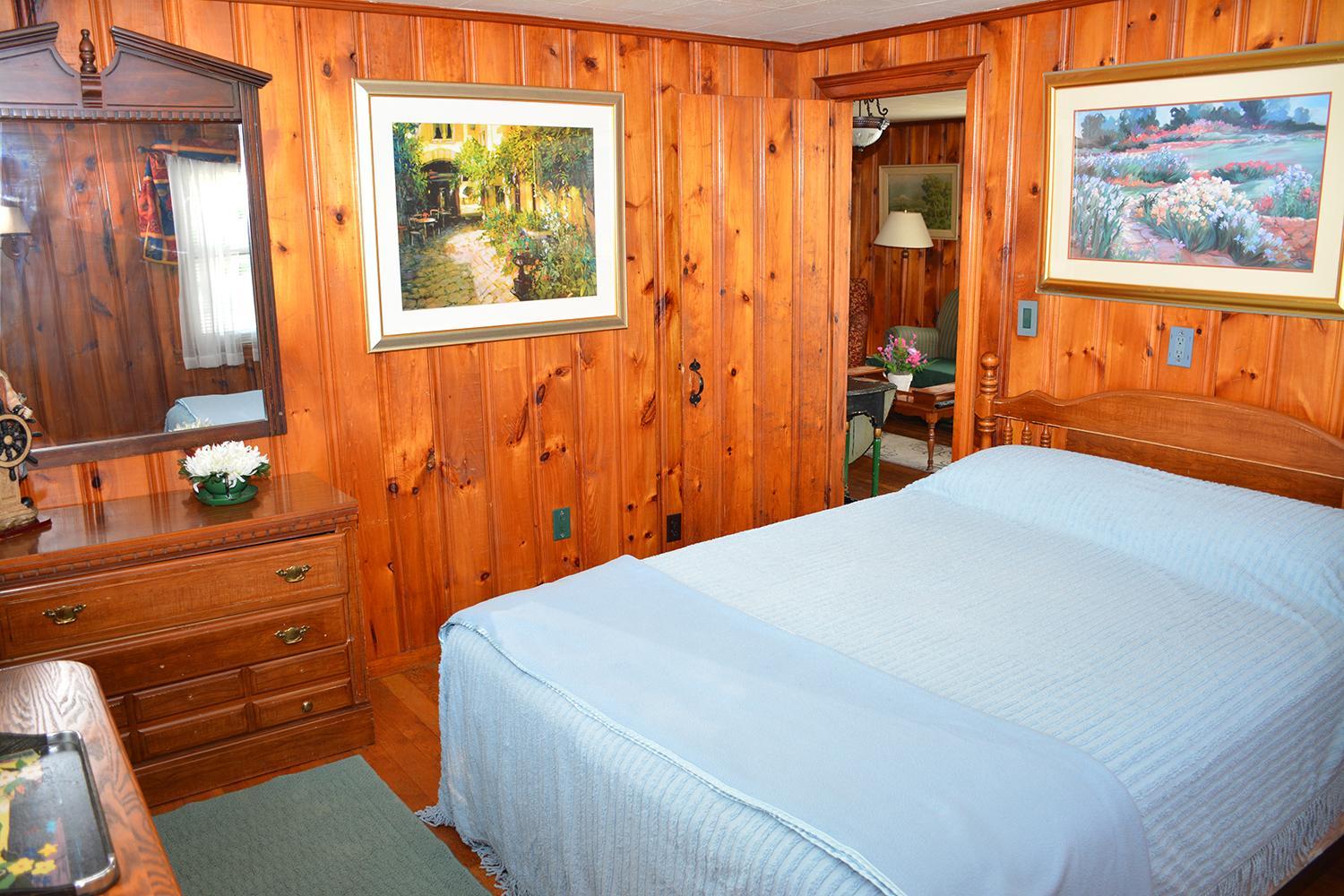 Little Miss Cottages