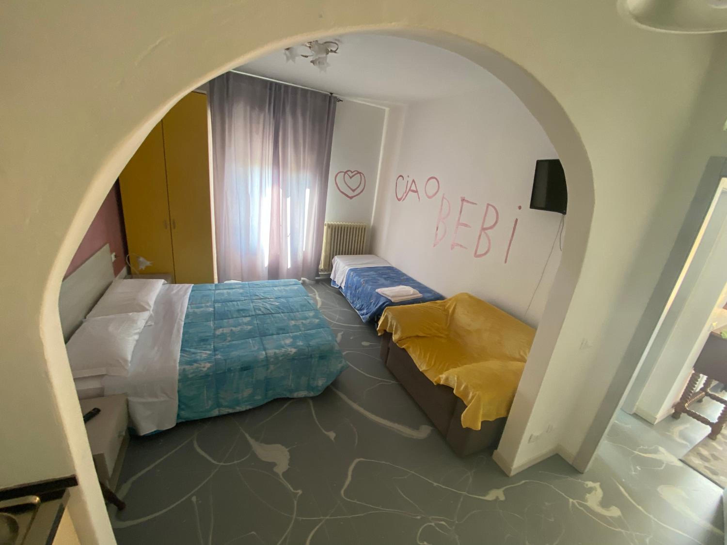 hotel room