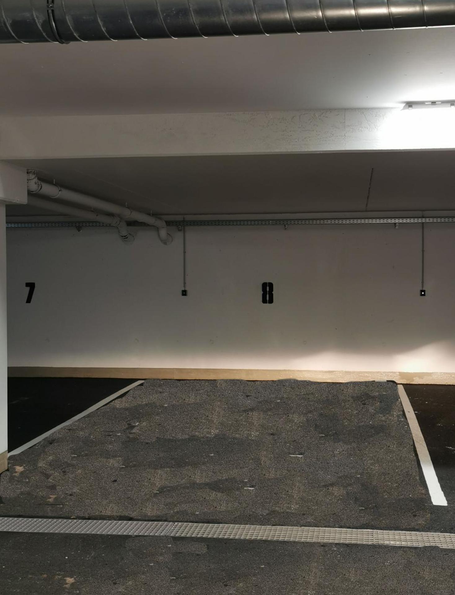 Ferienwohnung Bergsonne mit Sonnenbalkon und Tiefgaragen Parkplatz