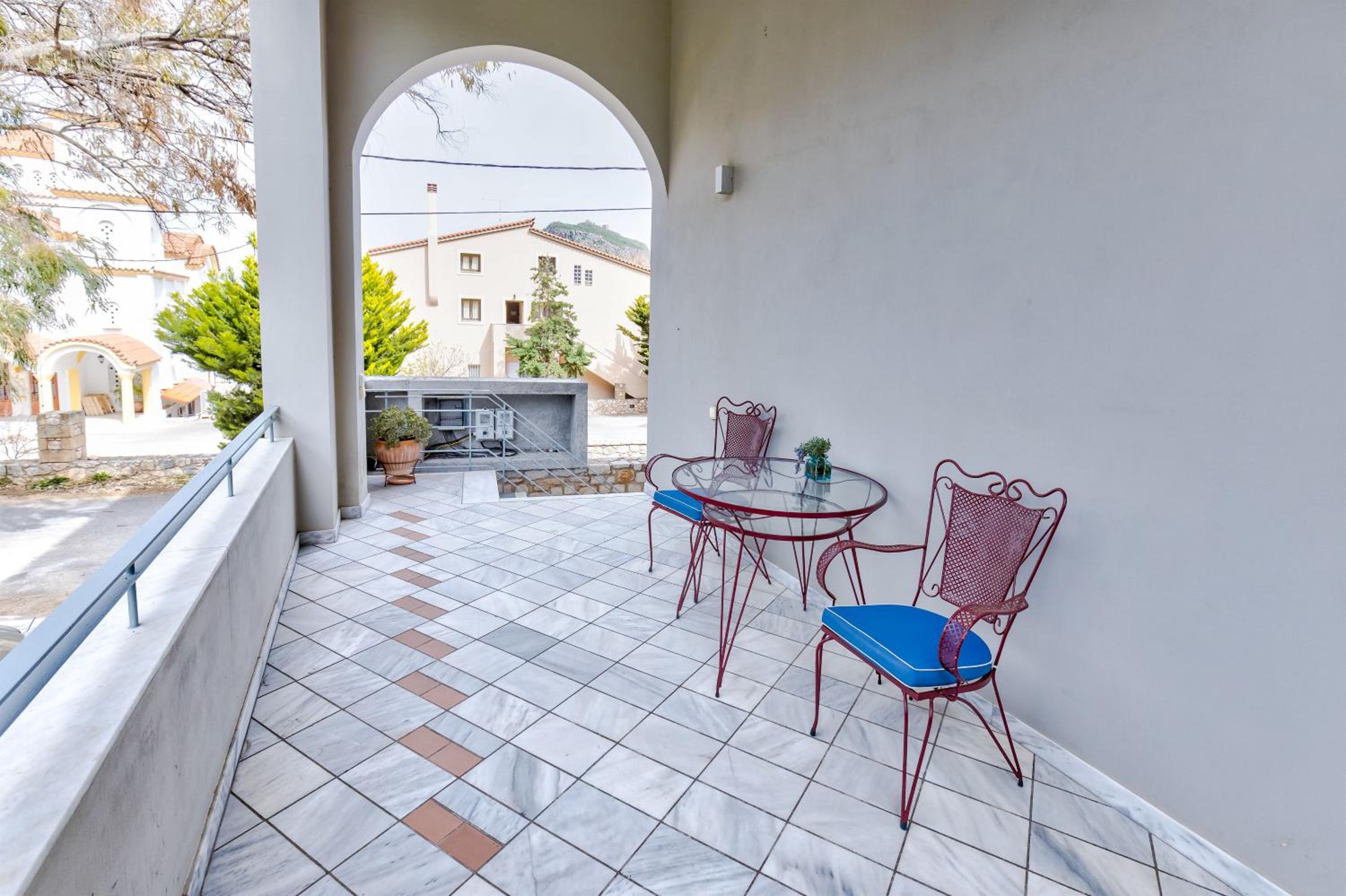 Monemvasia Modern flat photo 4