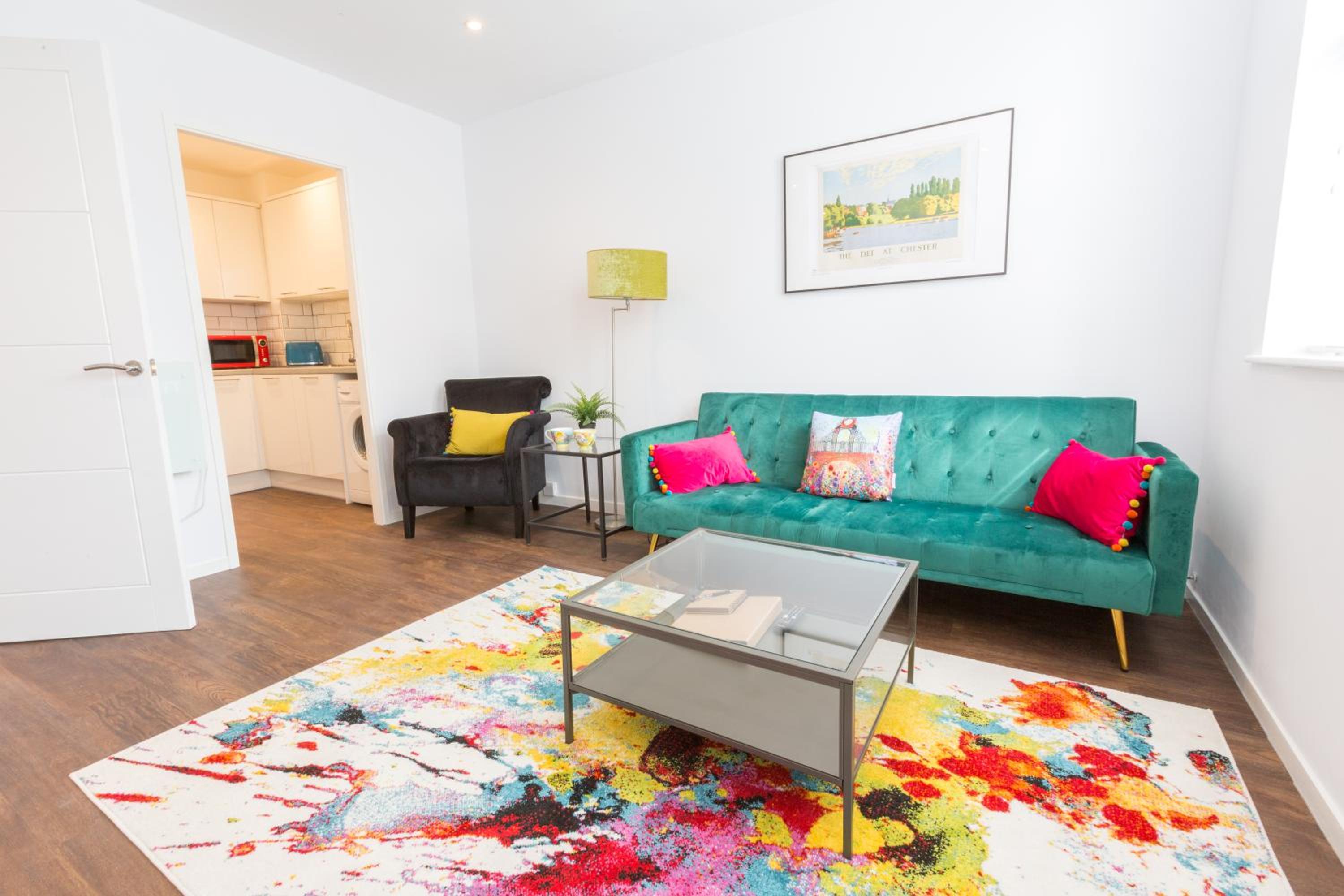 Chester Stays - Lovely apartment in the heart of Chester with free parking view 5