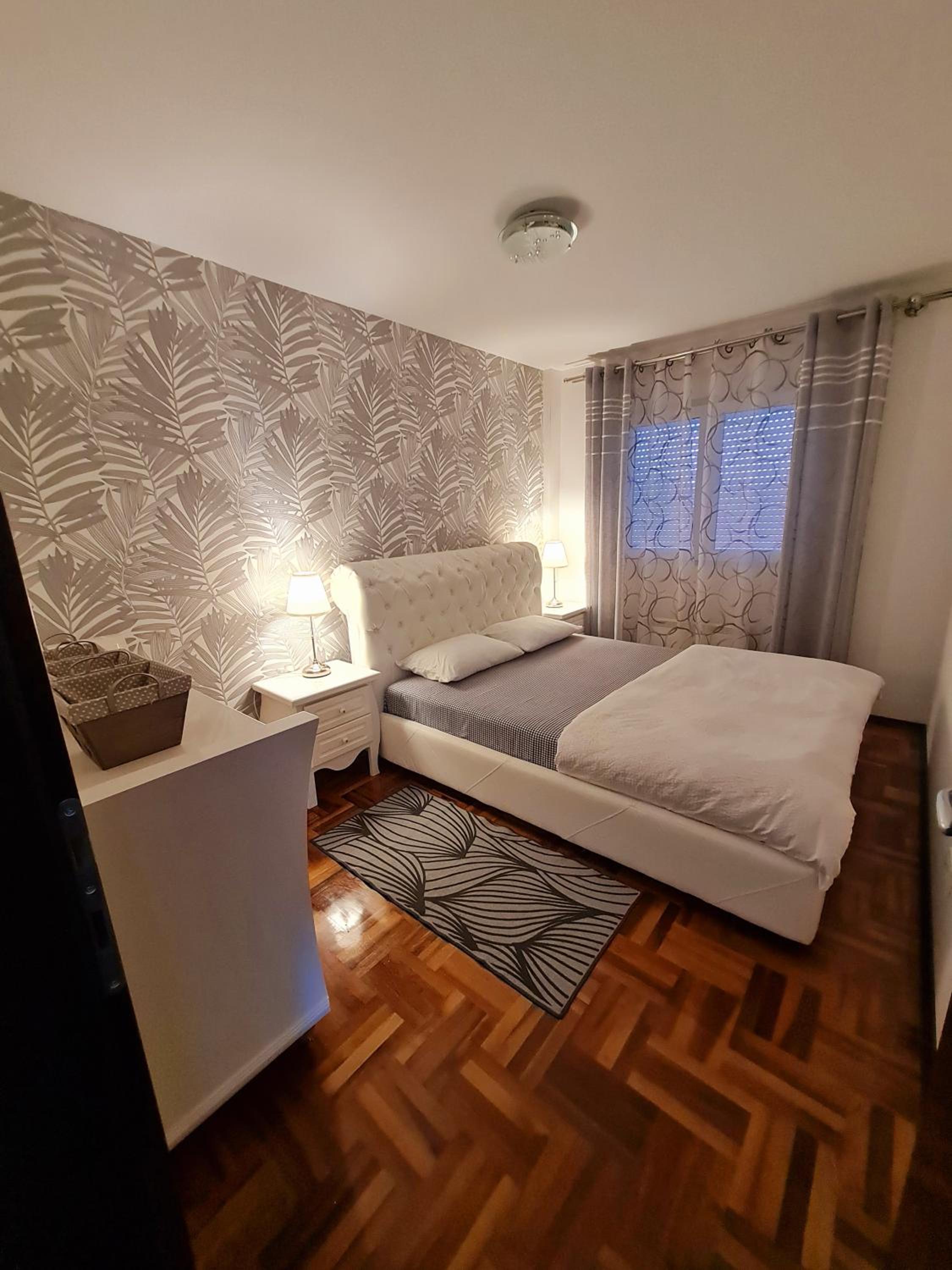 Lux Apartman Ristić 1 view 3