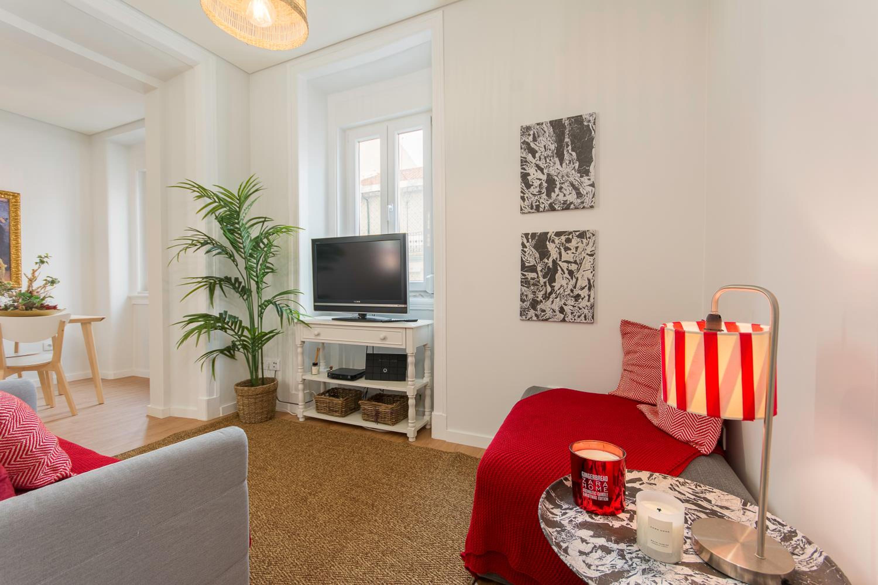 Charming Apartment for a Great Stay in Lisbon photo 3