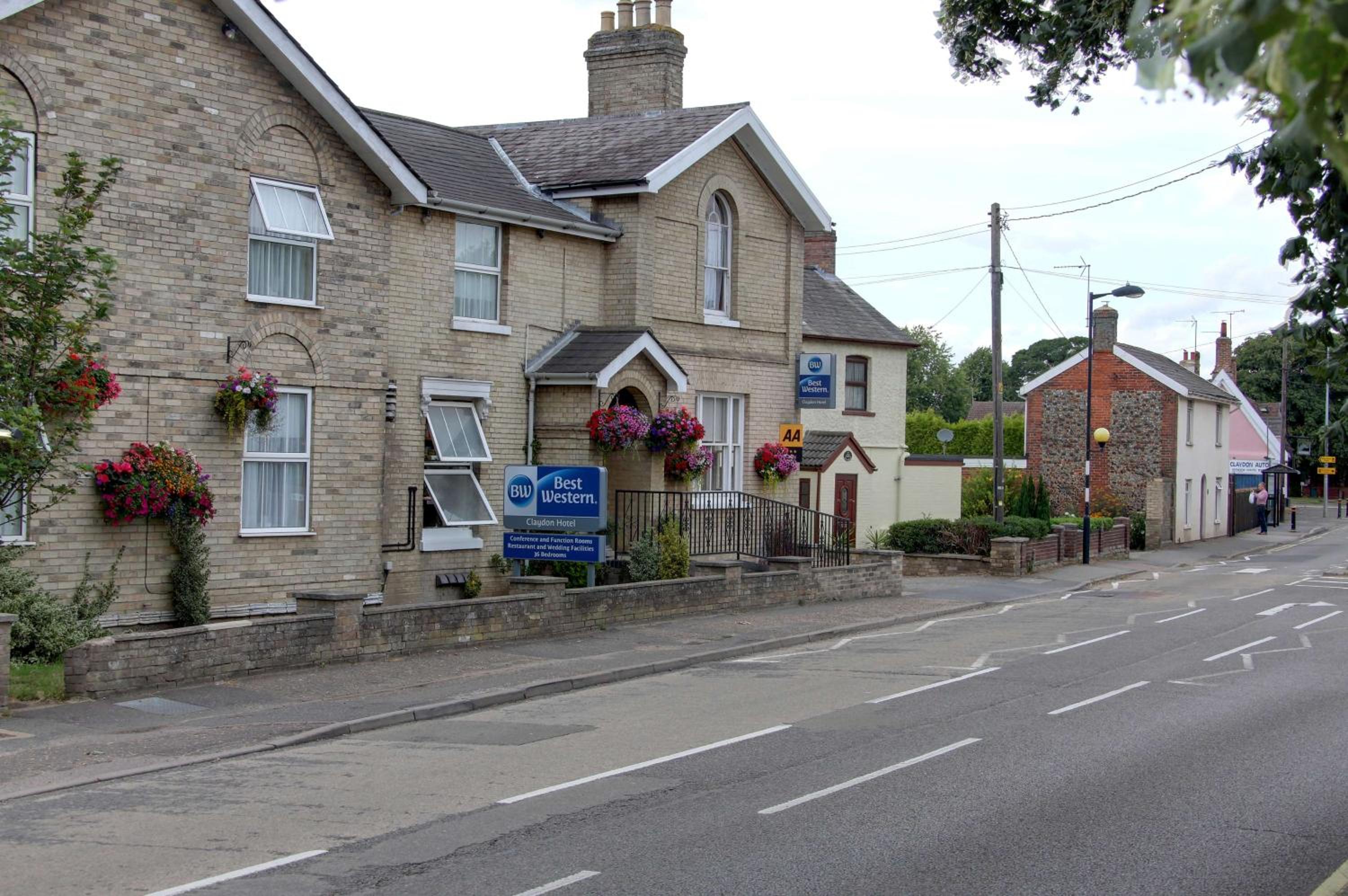 Ipswich Vacations - Best Western Claydon Hotel - Property Image 4