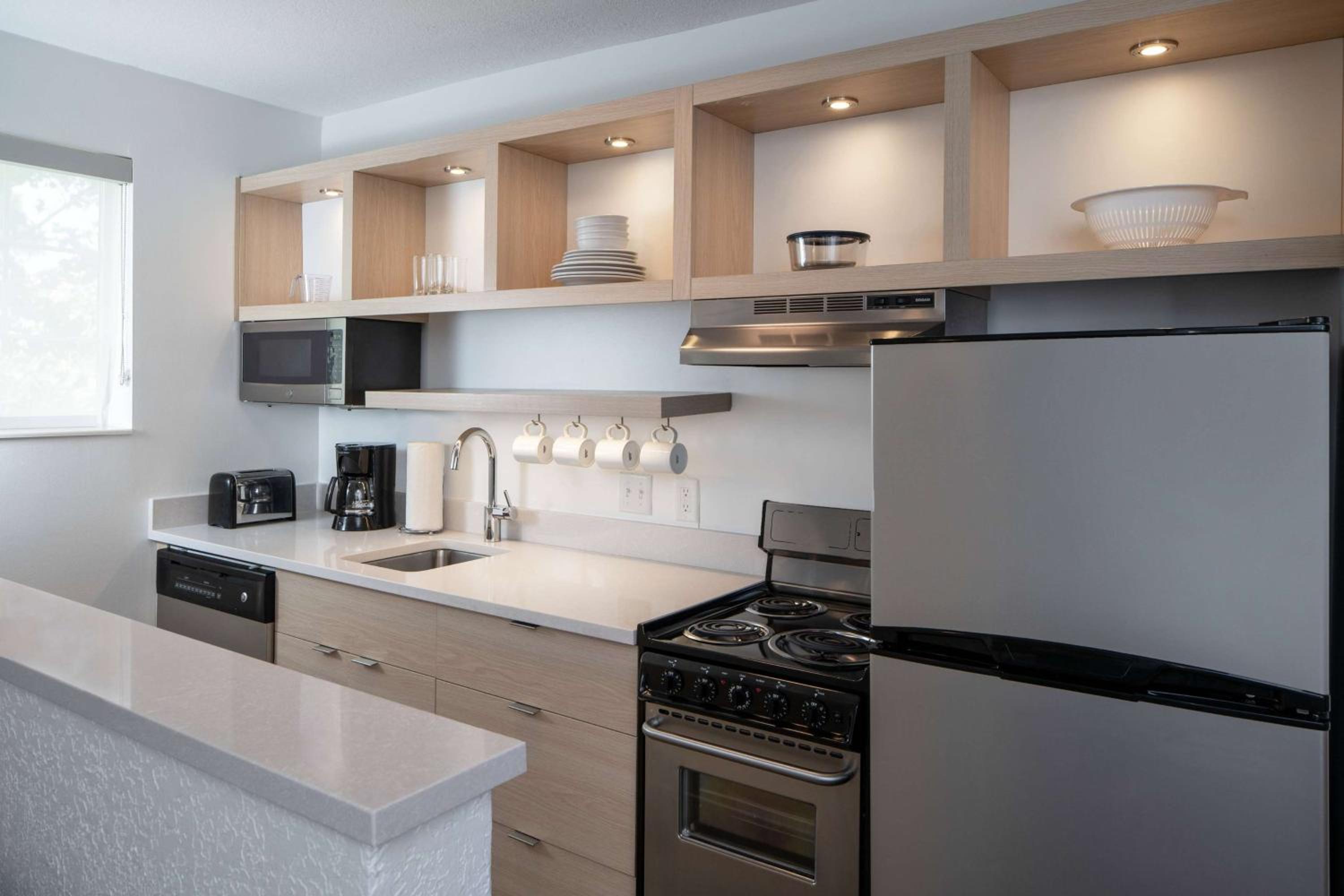 Sonesta Simply Suites Falls Church - Property Image 20