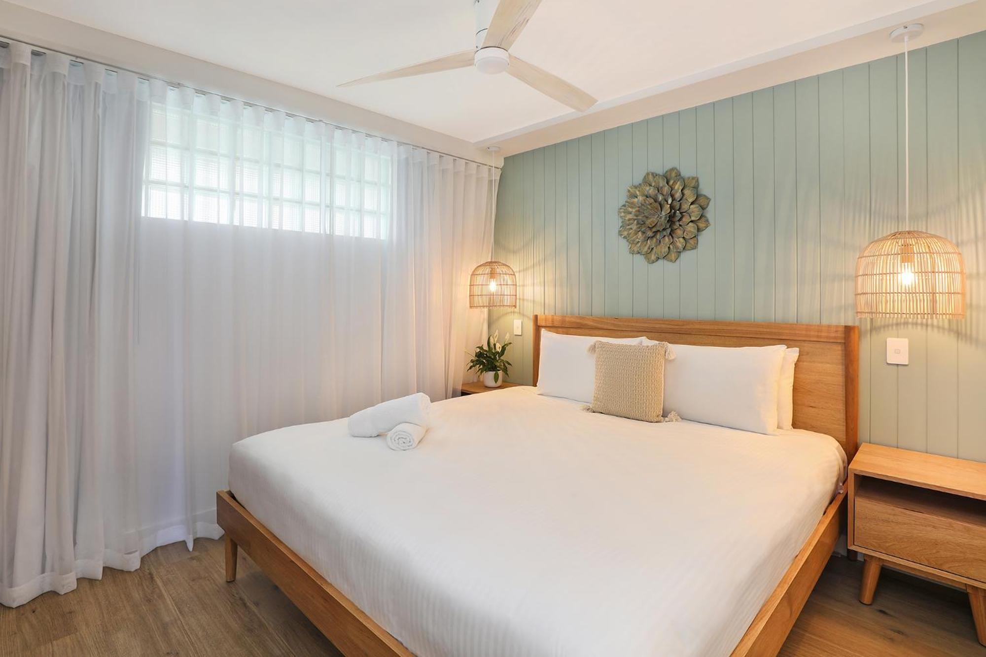Grand Palais Boolarong Beachside Apartments