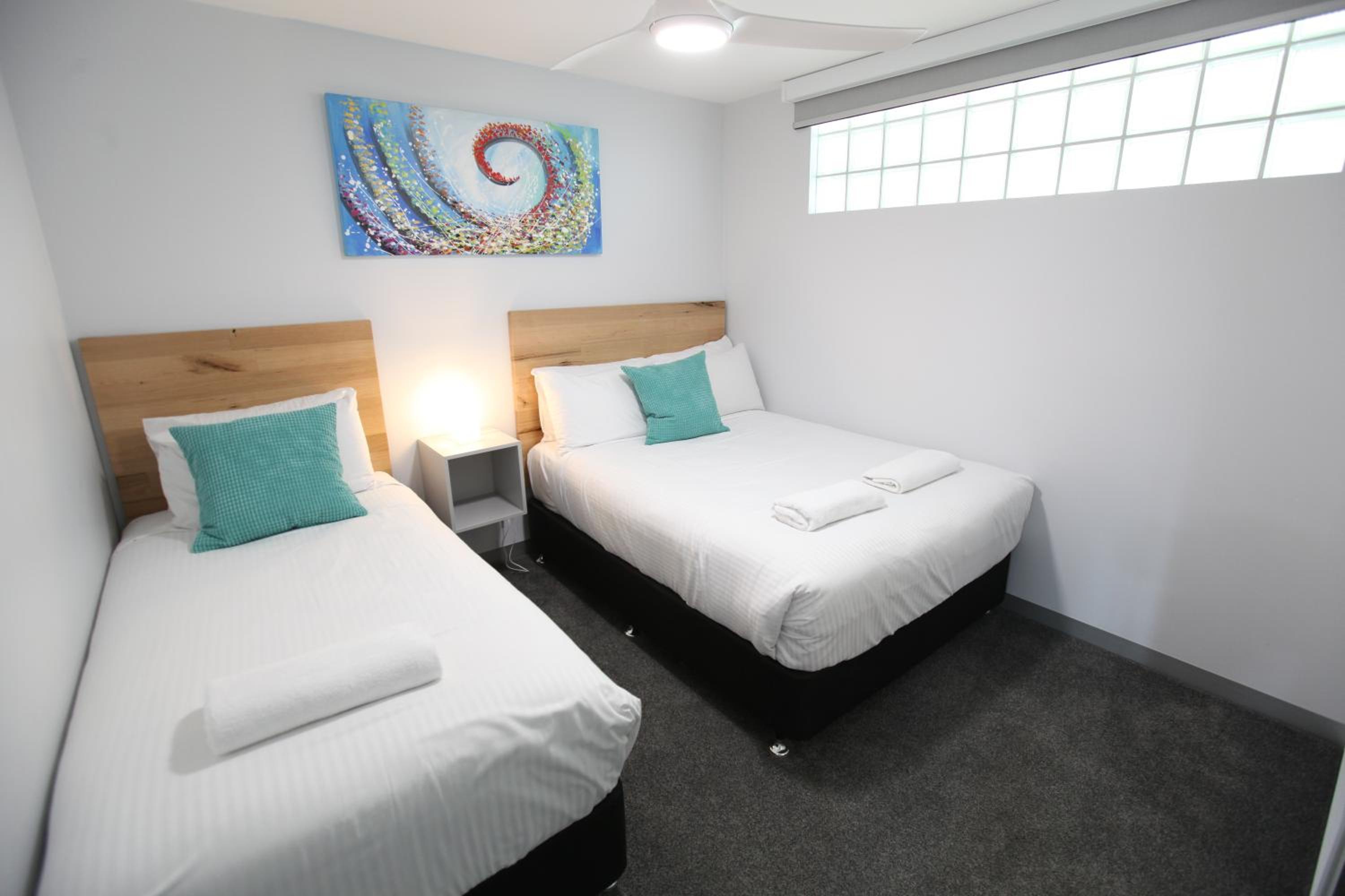 Grand Palais Boolarong Beachside Apartments