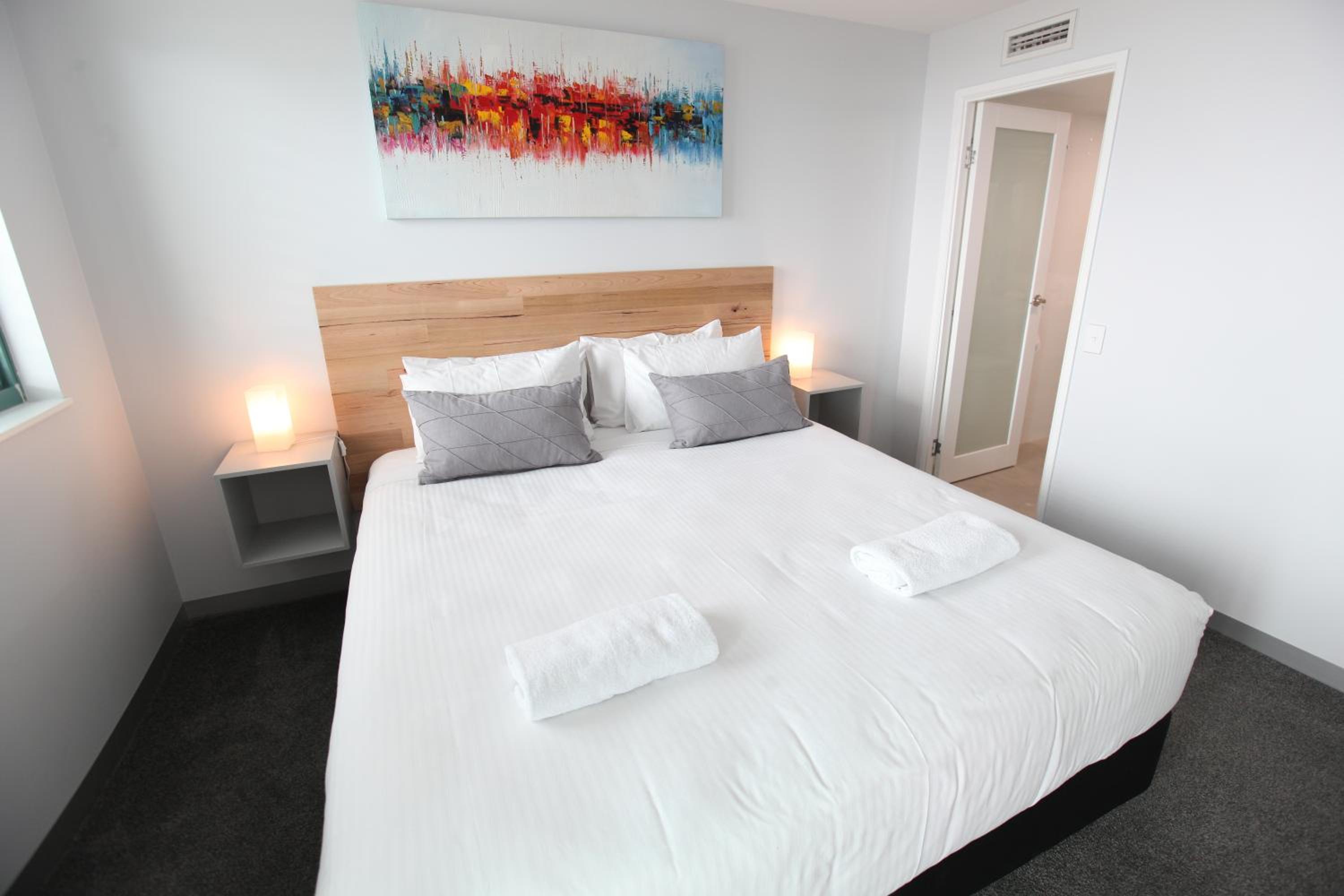 Grand Palais Boolarong Beachside Apartments