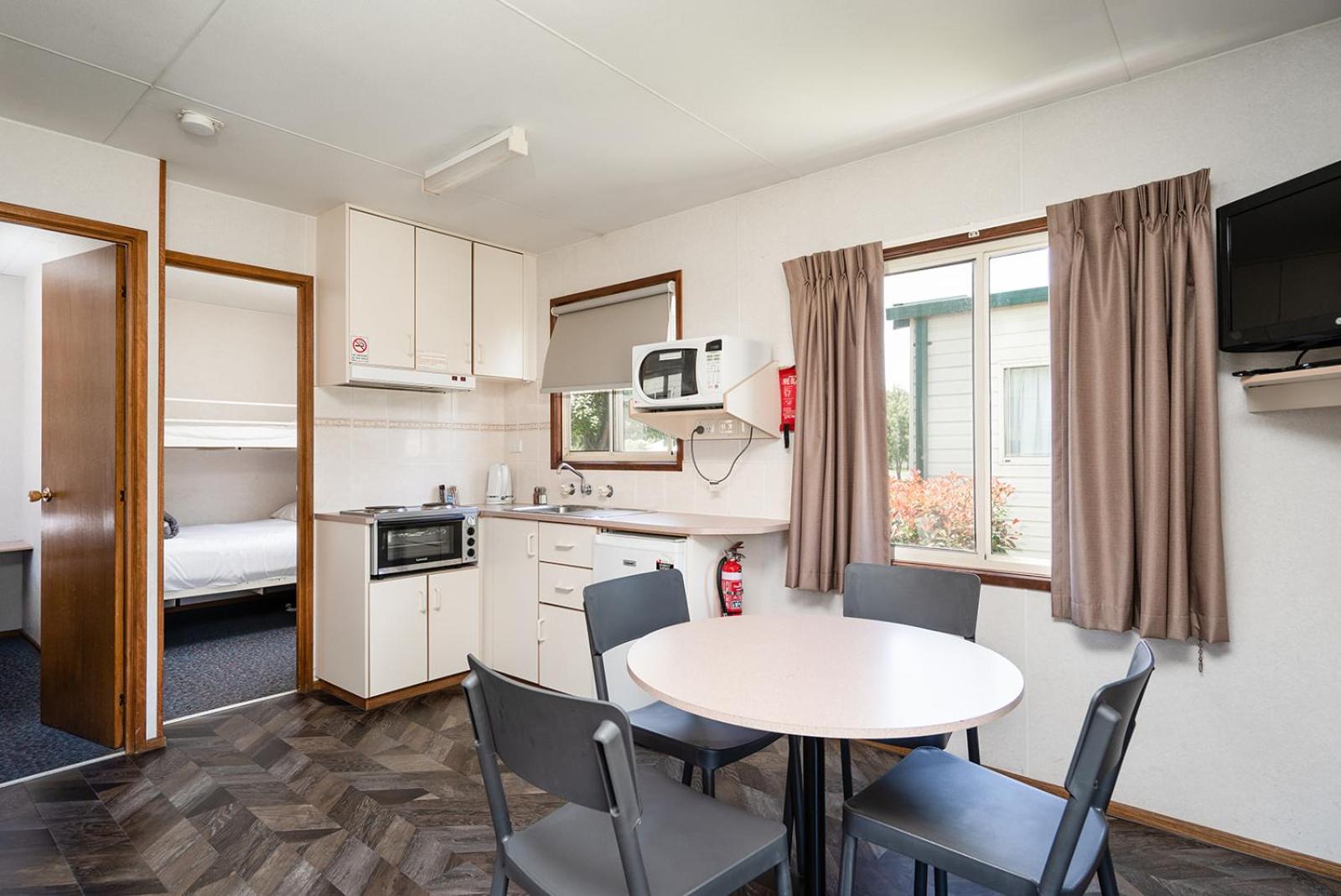 Gundagai Cabins & Tourist Park