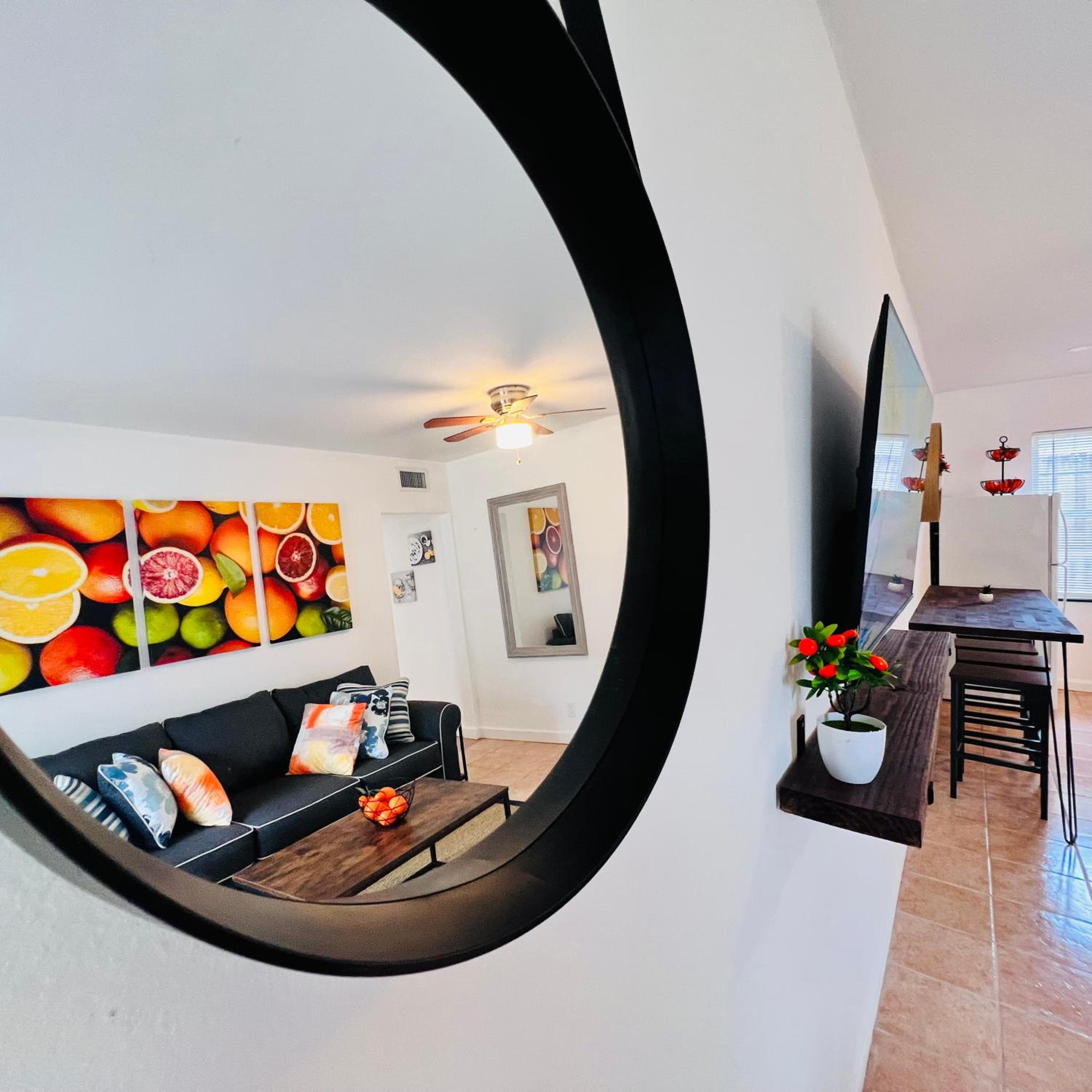 CocoBay 2BR Condos Near Beach, Galleria Mall, Wilton Manors, Cruise Port
