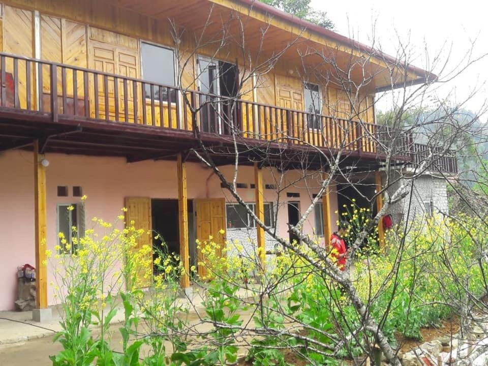 Vĩ Homestay view 4