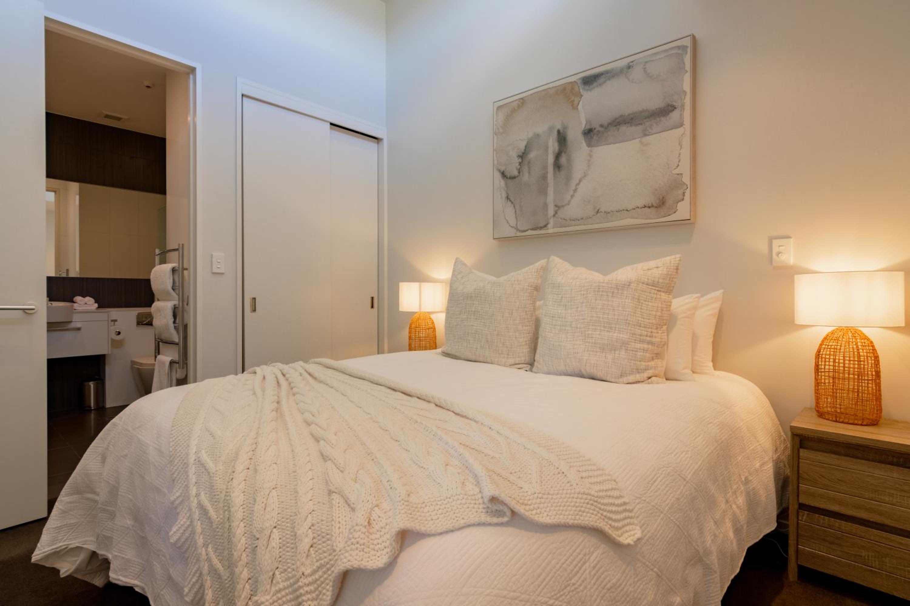 Stylish Haven Luxury Interiors in Prime Location