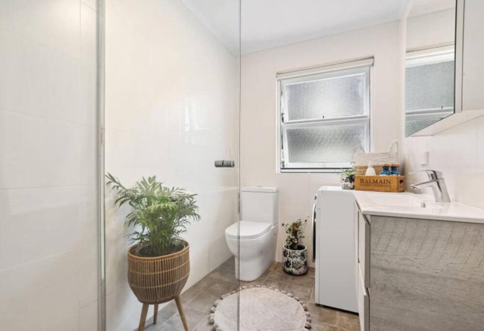 Avalon Beachside Apartment