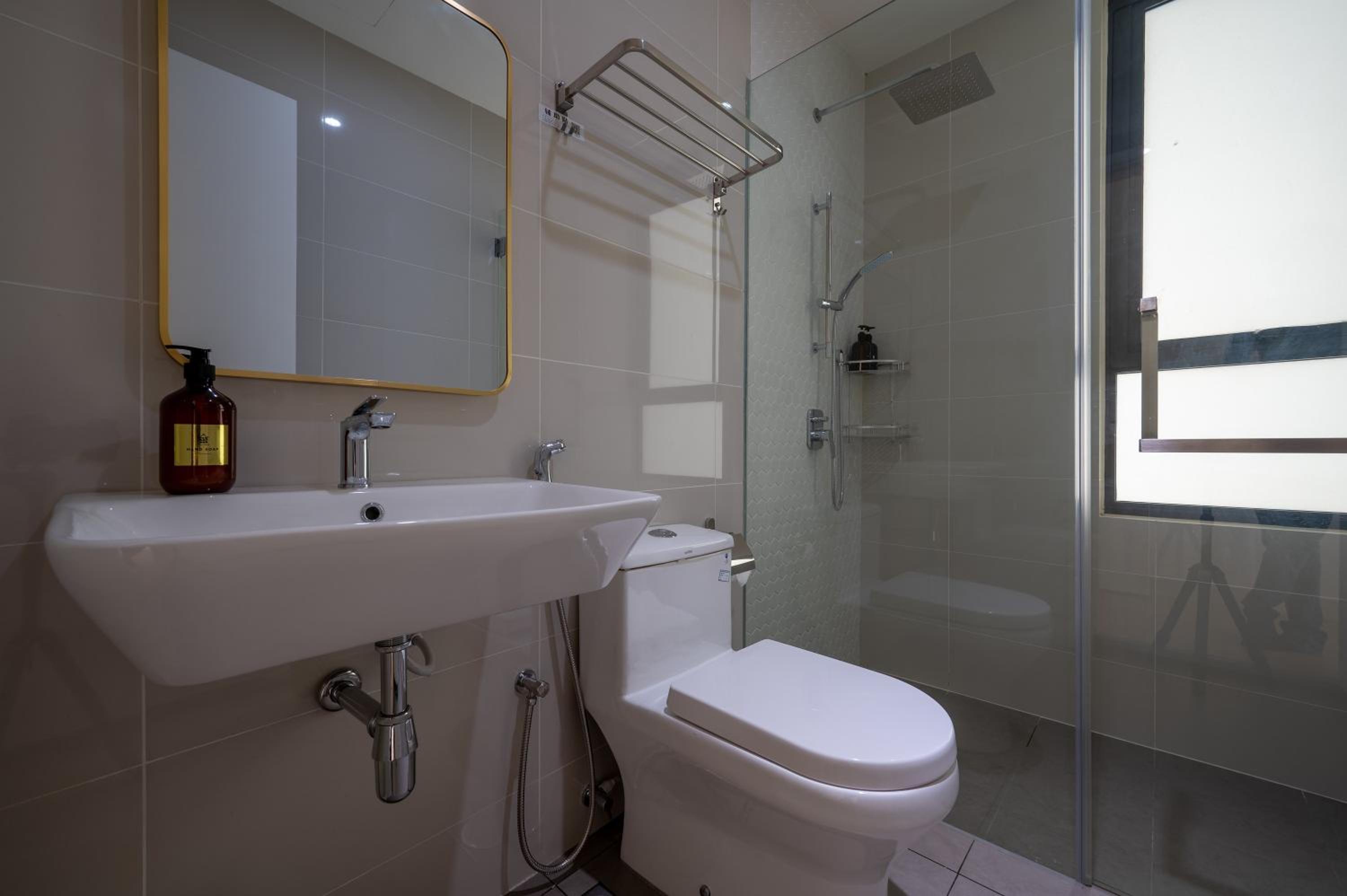 Greystone Continew Residensi