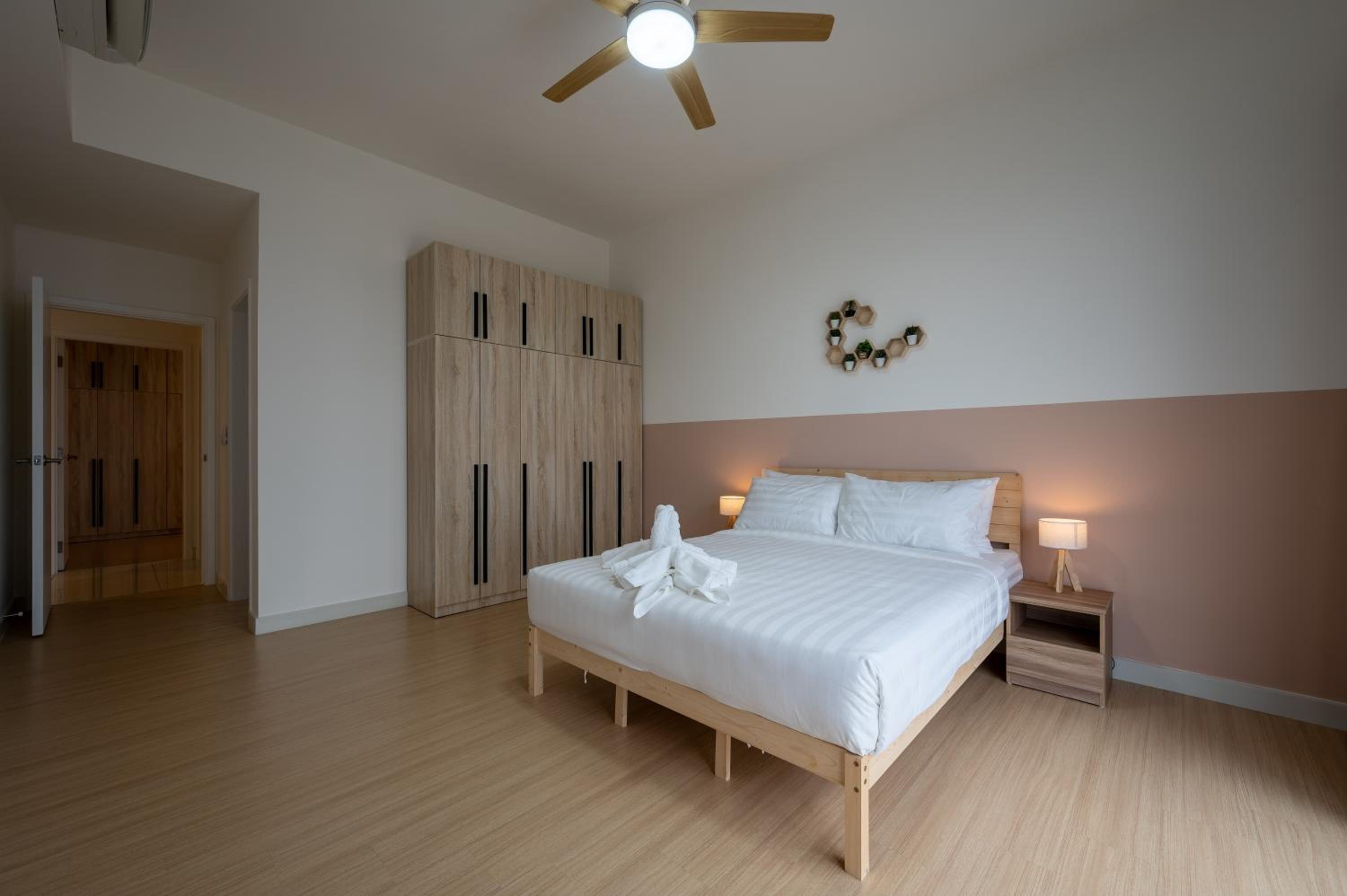 Greystone Continew Residensi
