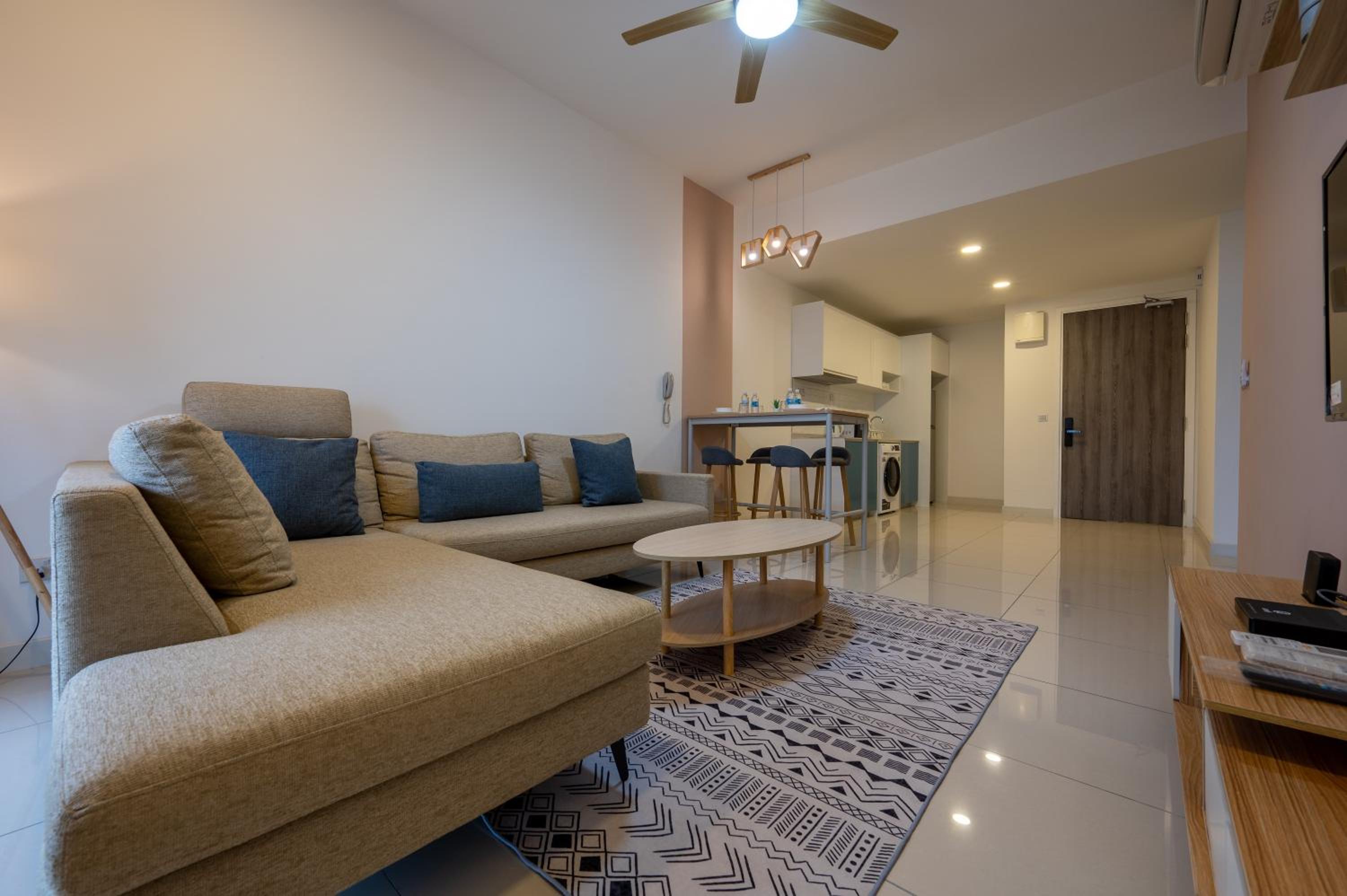 Greystone Continew Residensi