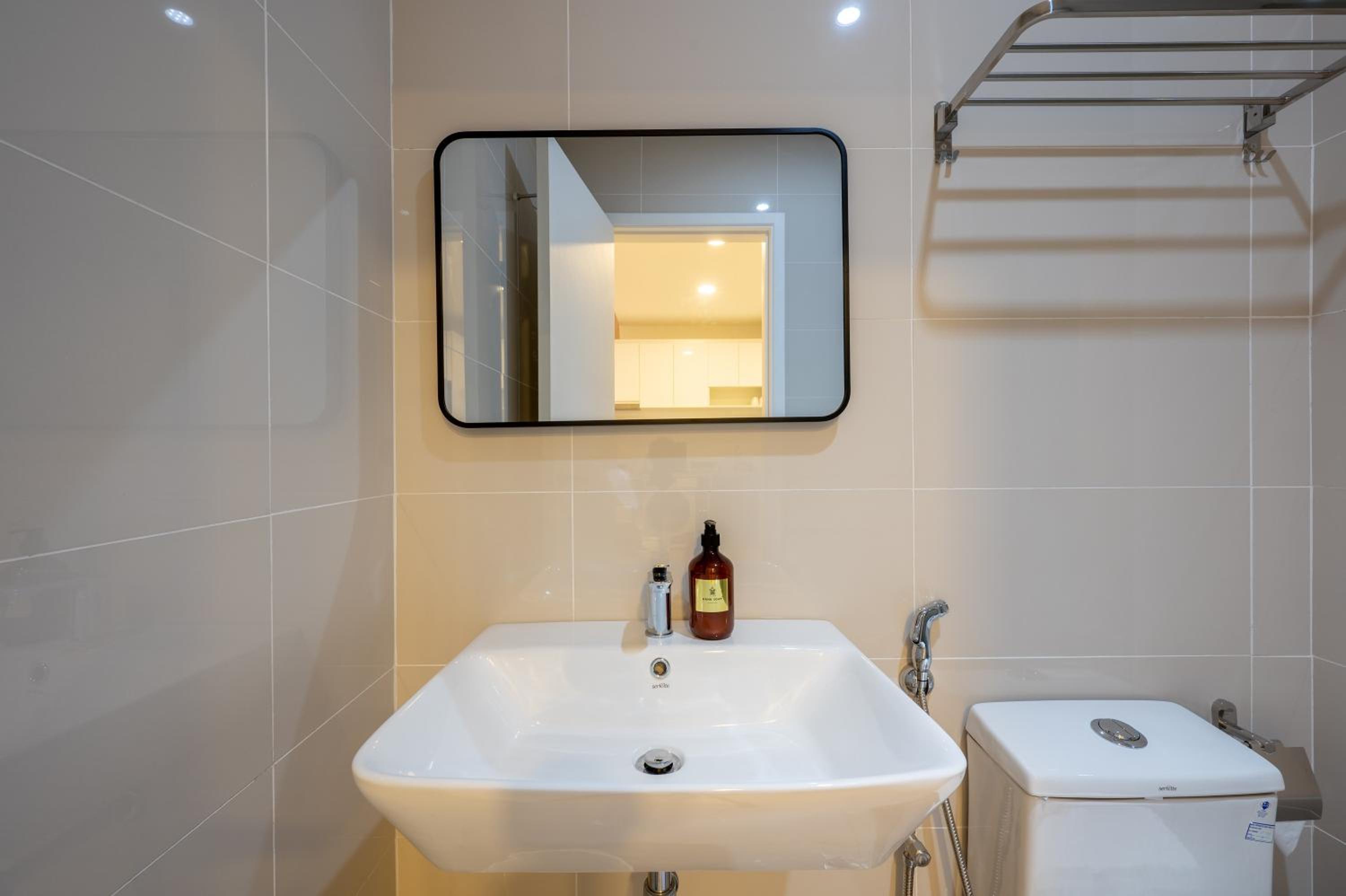 Greystone Continew Residensi