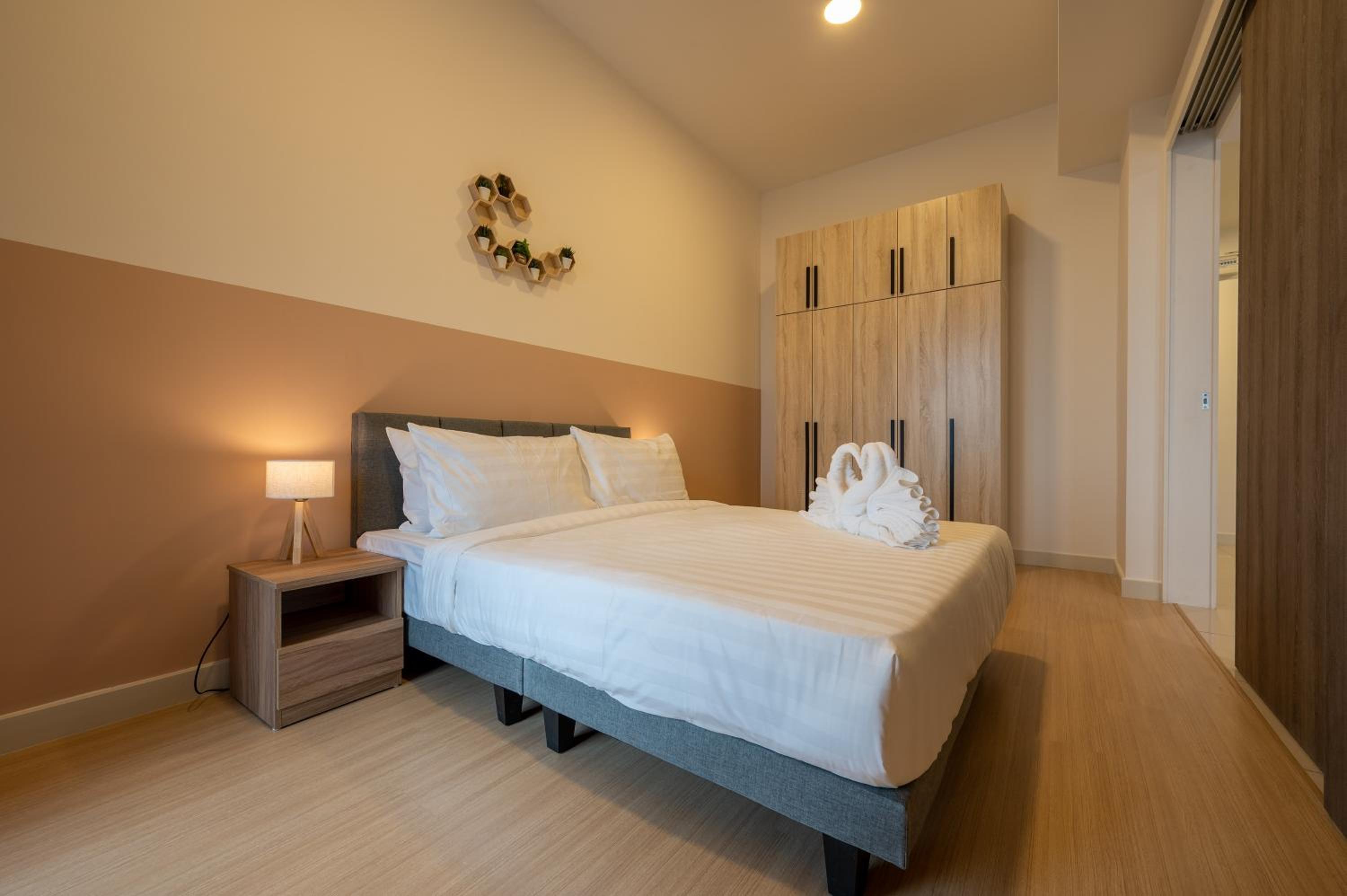 Greystone Continew Residensi
