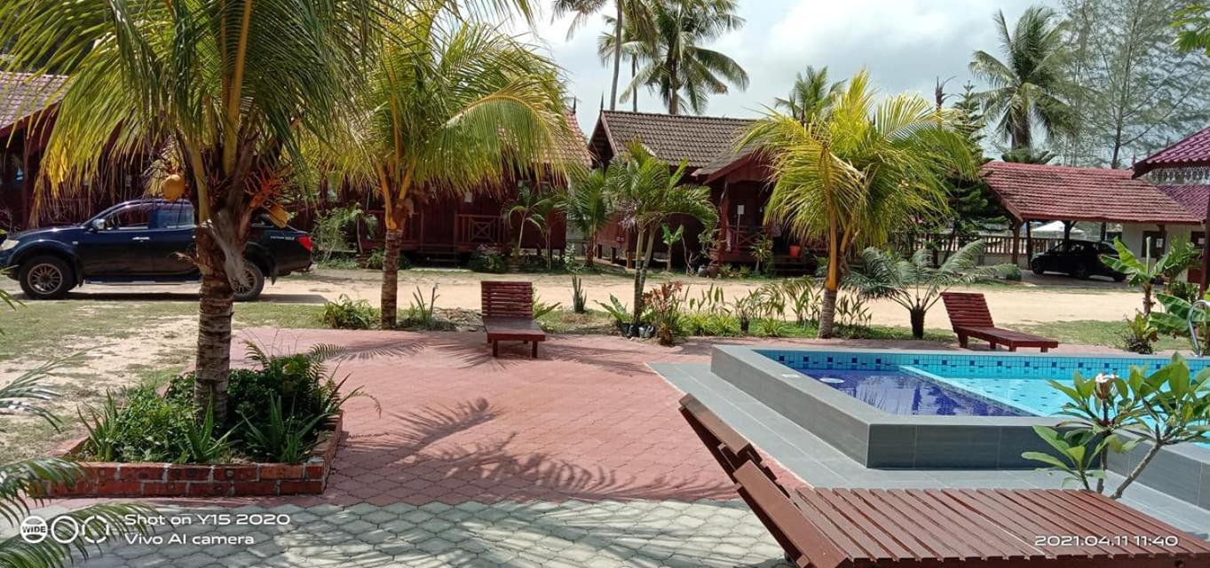 Bayu Beach Penarek