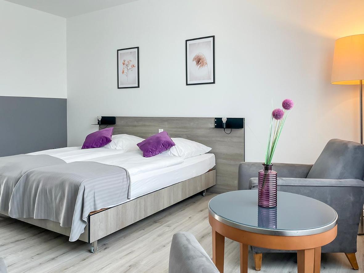 PRIMA Inn HOTEL & HOF NEURUPPIN - digitales & rezeptionsloses Motel