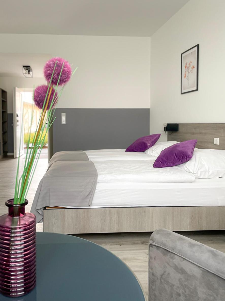 PRIMA Inn HOTEL & HOF NEURUPPIN - digitales & rezeptionsloses Motel