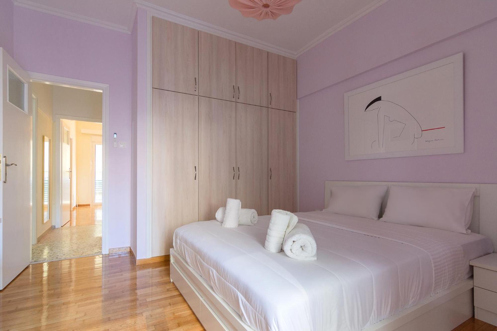 Athens Vacations - Bright and Spacious 2-bedrooms Apartment in Athens - Property Image 12