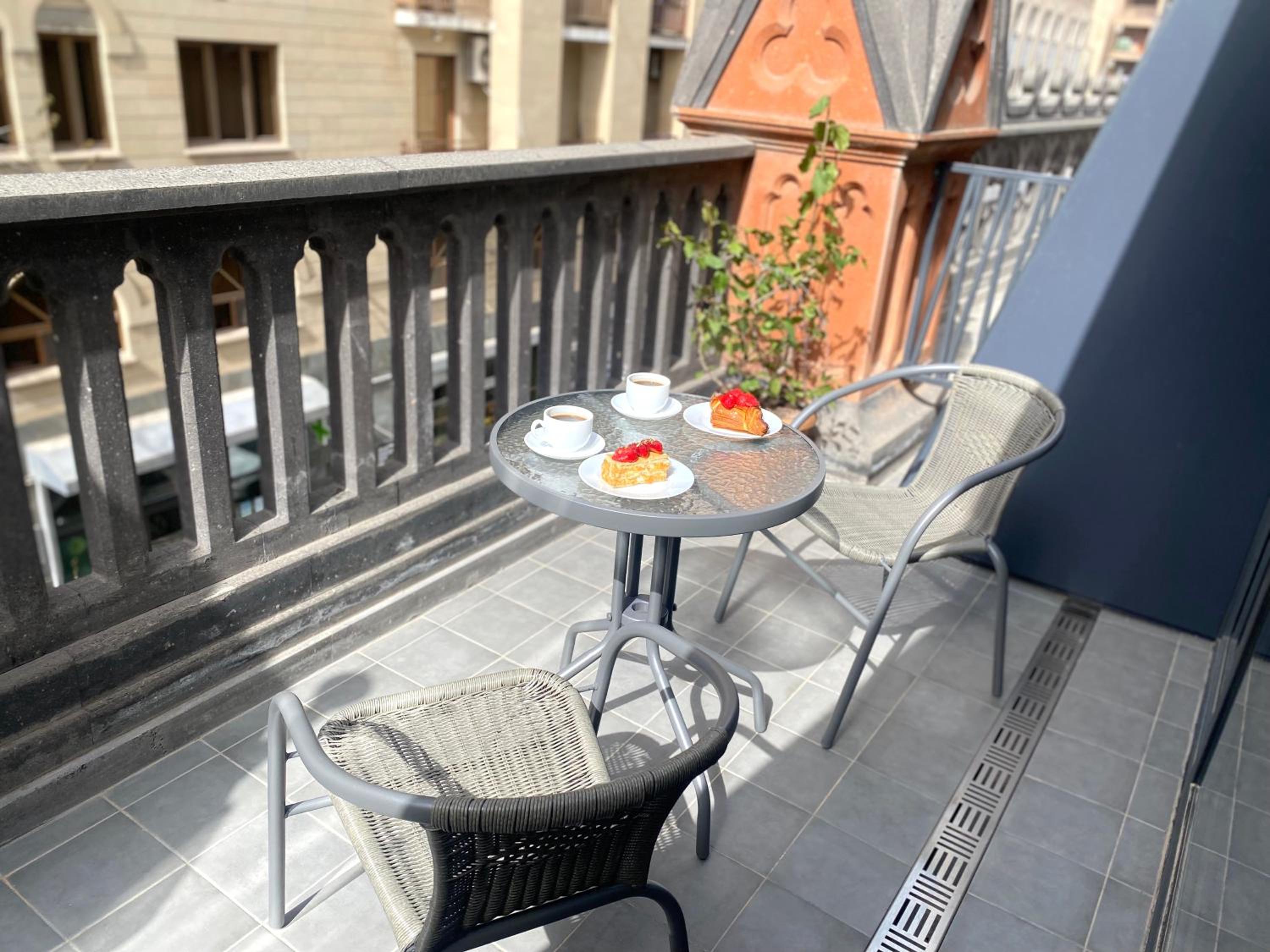 Heart of Yerevan - City Center Luxury Apartments
