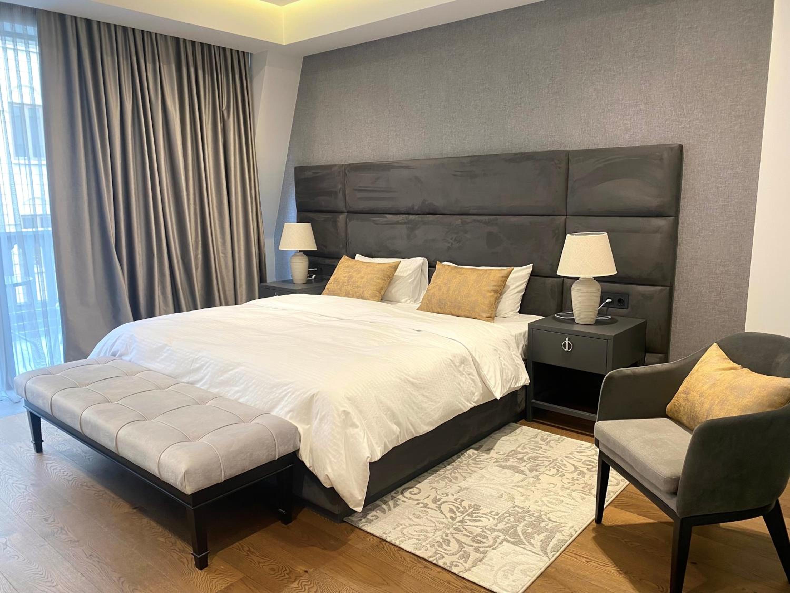 Heart of Yerevan - City Center Luxury Apartments