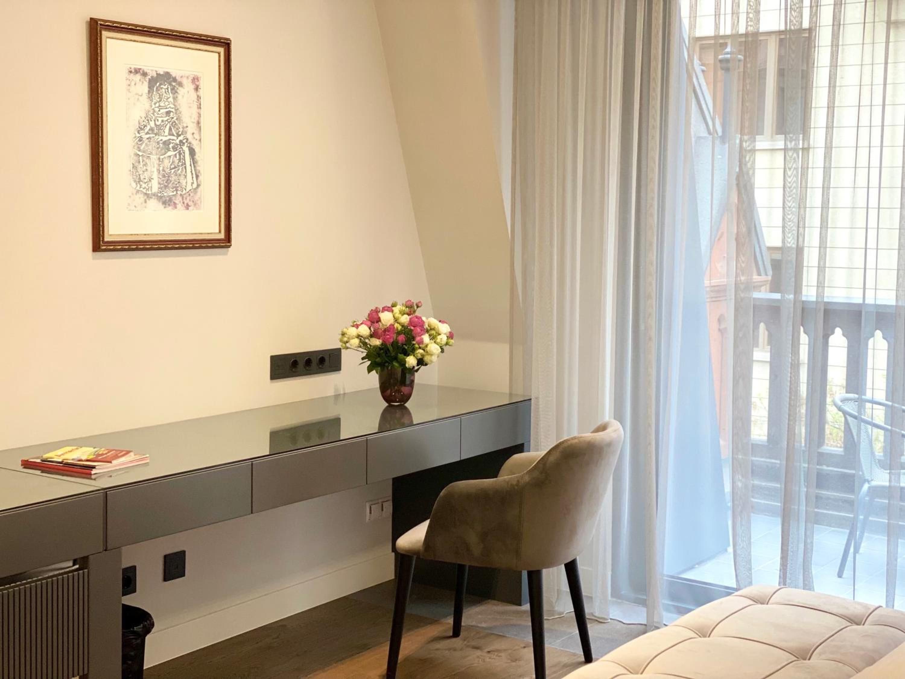 Heart of Yerevan - City Center Luxury Apartments
