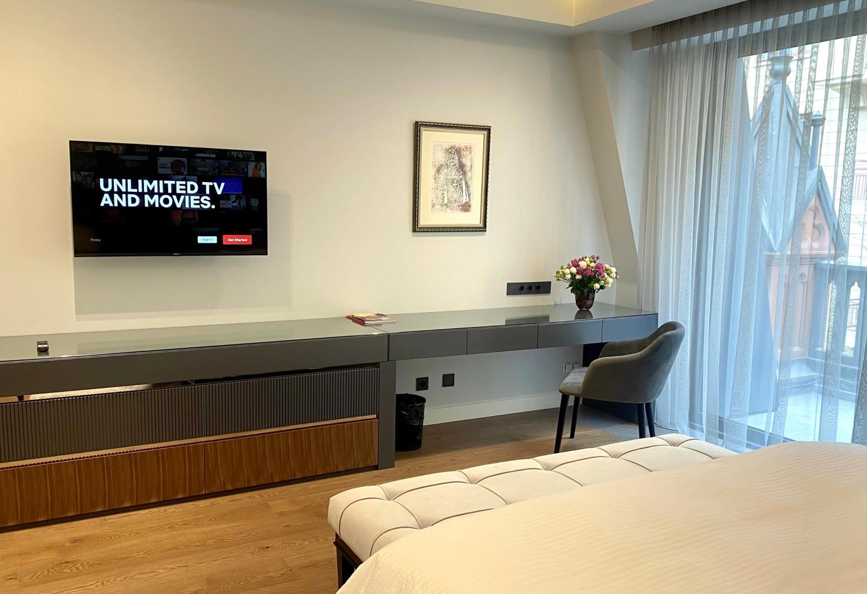 Heart of Yerevan - City Center Luxury Apartments