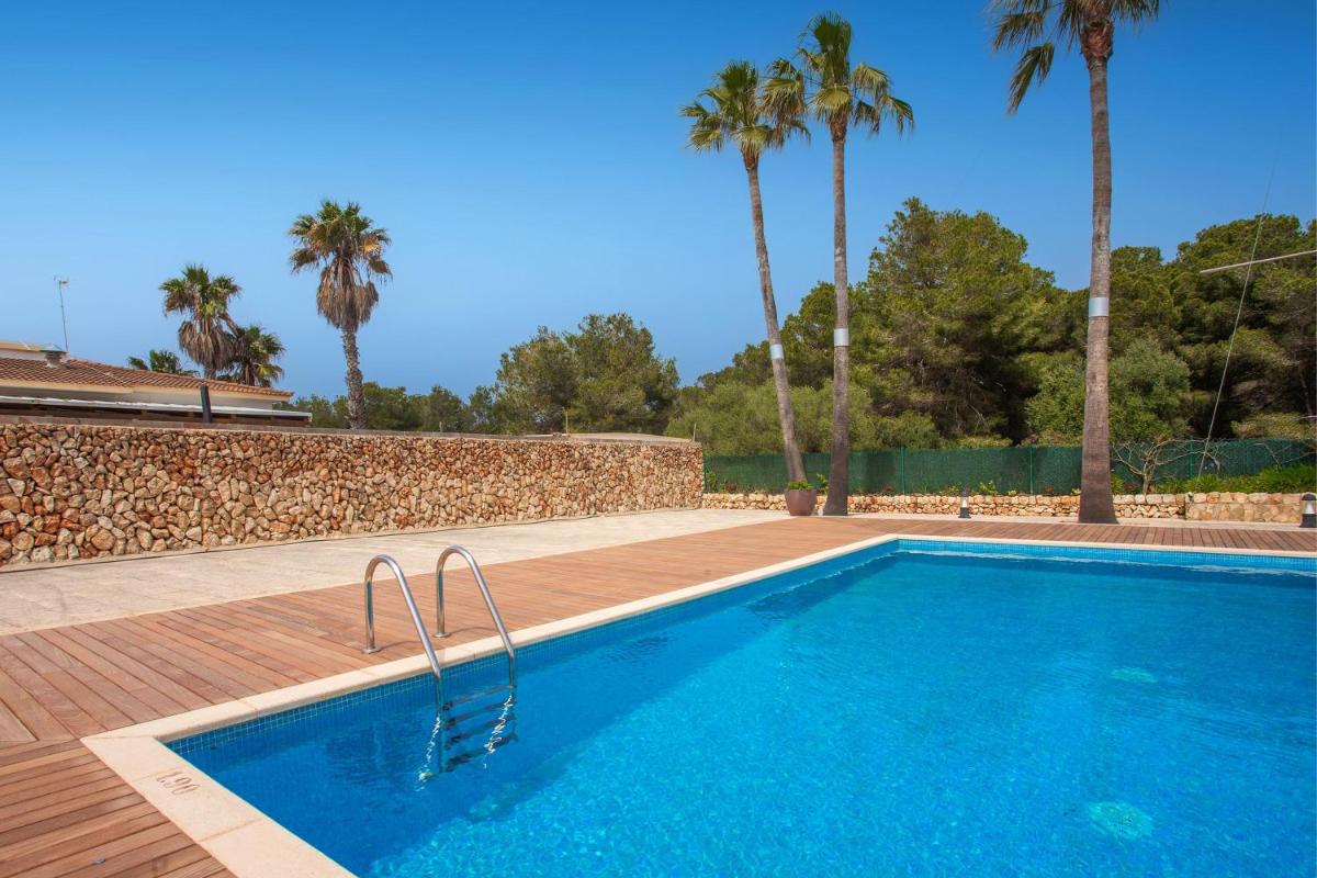 Menorca Blue view 2