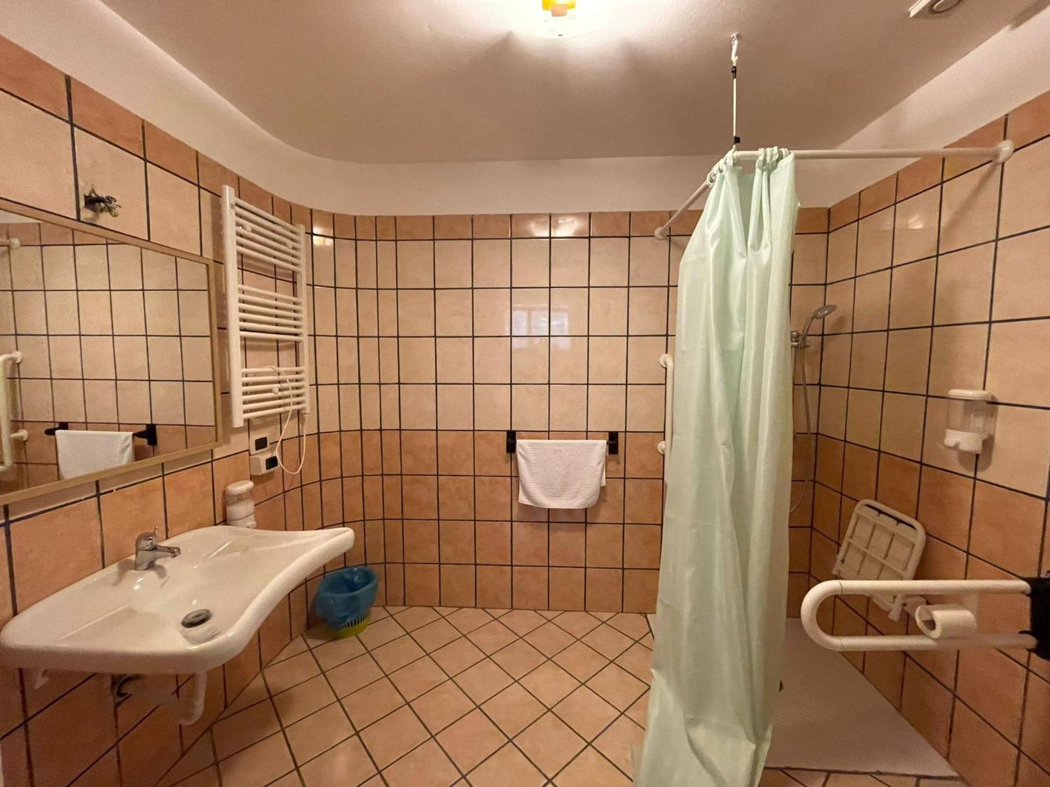Photo 30